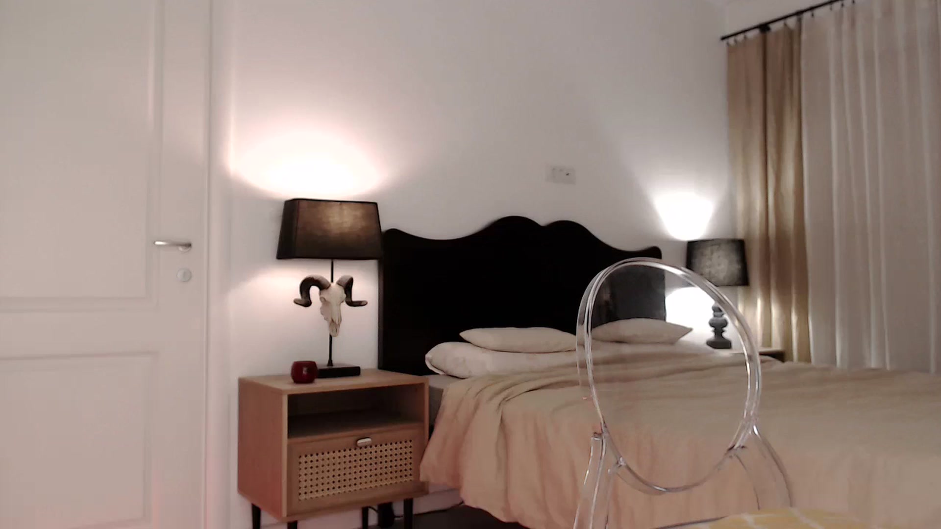 Gallery image thumbnail from LanaIvans's myfreecams stream on, 01/11/2024, 17:14 image 11 of 20