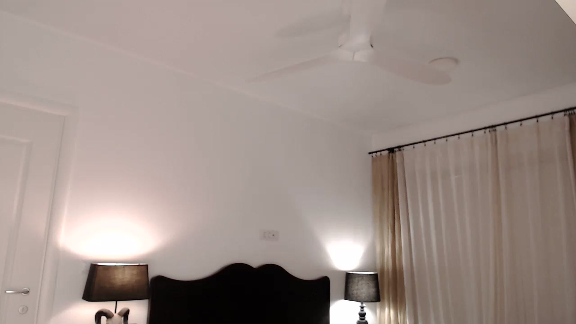 Gallery image thumbnail from LanaIvans's myfreecams stream on, 01/13/2024, 20:09 image 11 of 20