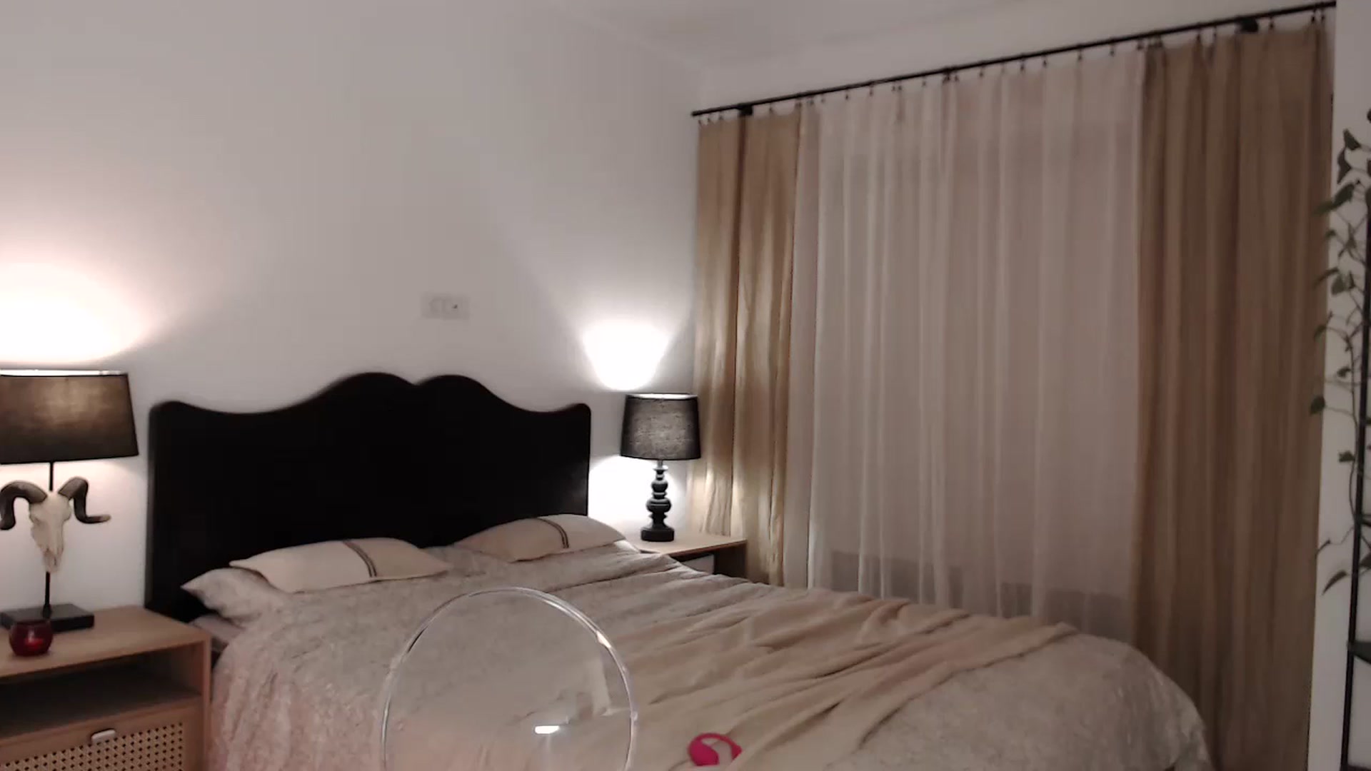 Gallery image thumbnail from LanaIvans's myfreecams stream on, 01/31/2024, 16:27 image 10 of 20