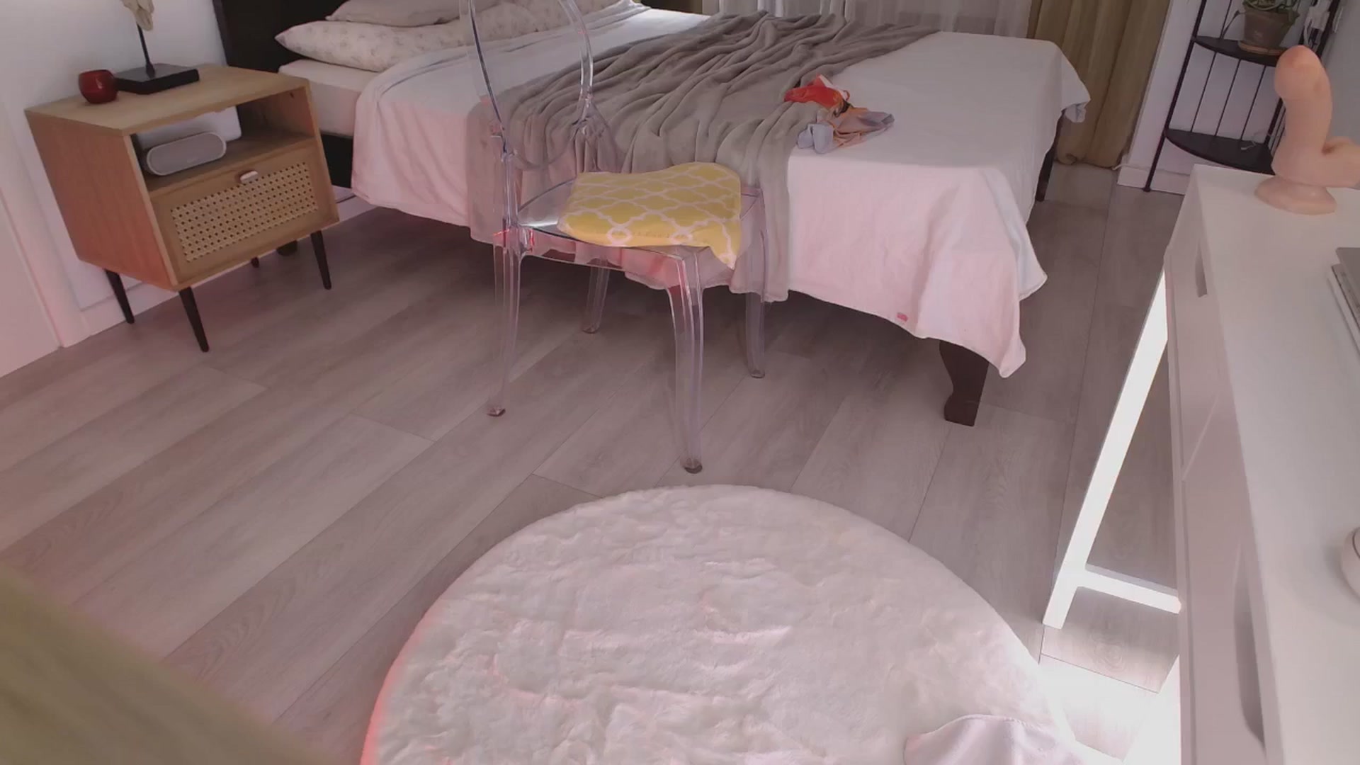 Gallery image thumbnail from LanaIvans's myfreecams stream on, 04/27/2024, 23:11 image 15 of 20