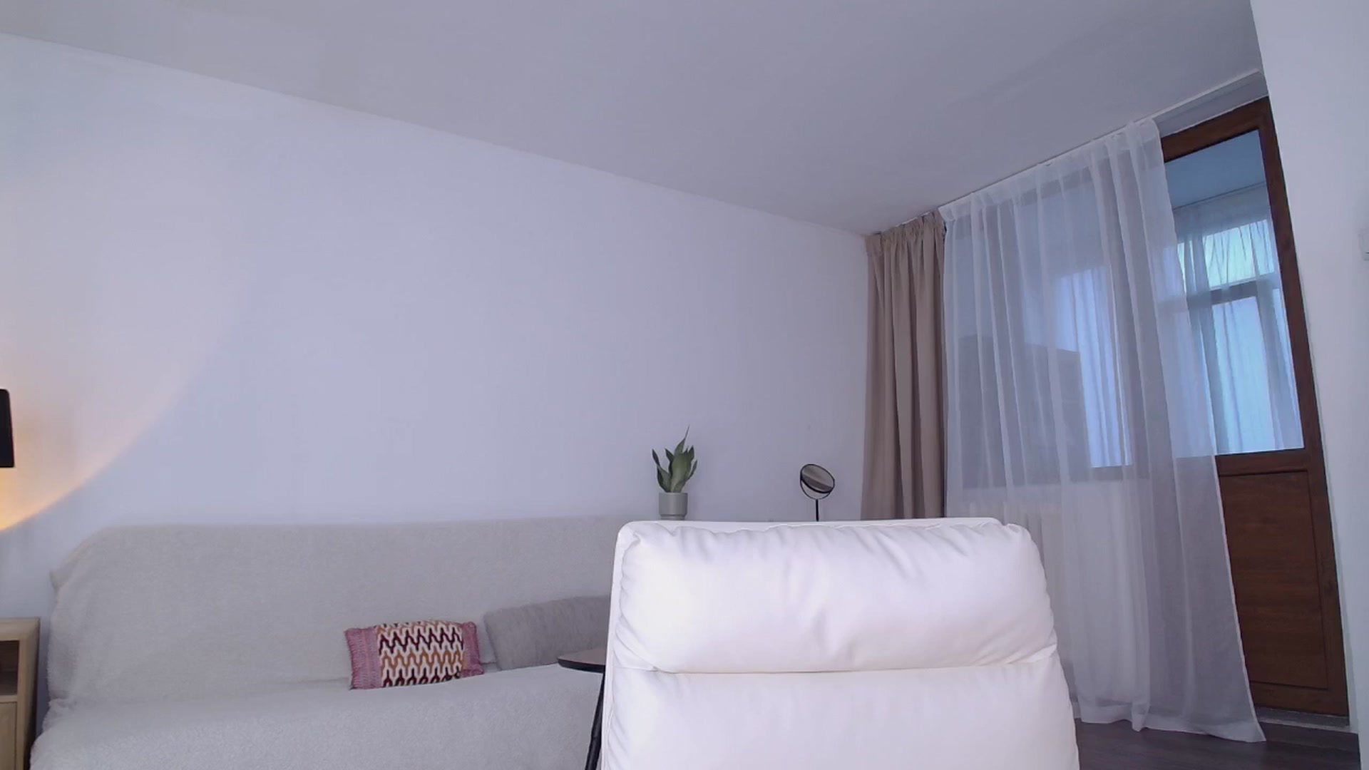 Gallery image thumbnail from LanaIvans's myfreecams stream on, 04/02/2026, 16:01 image 18 of 20