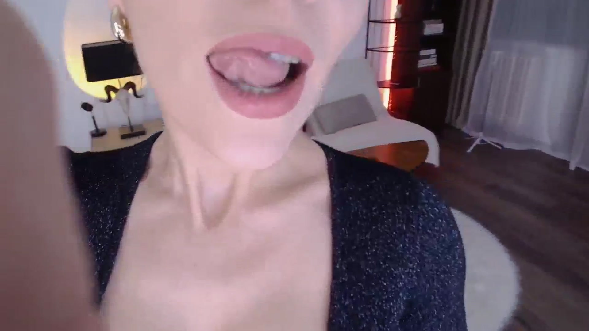 Gallery image thumbnail from LanaIvans's myfreecams stream on, 04/28/2026, 19:21 image 4 of 20