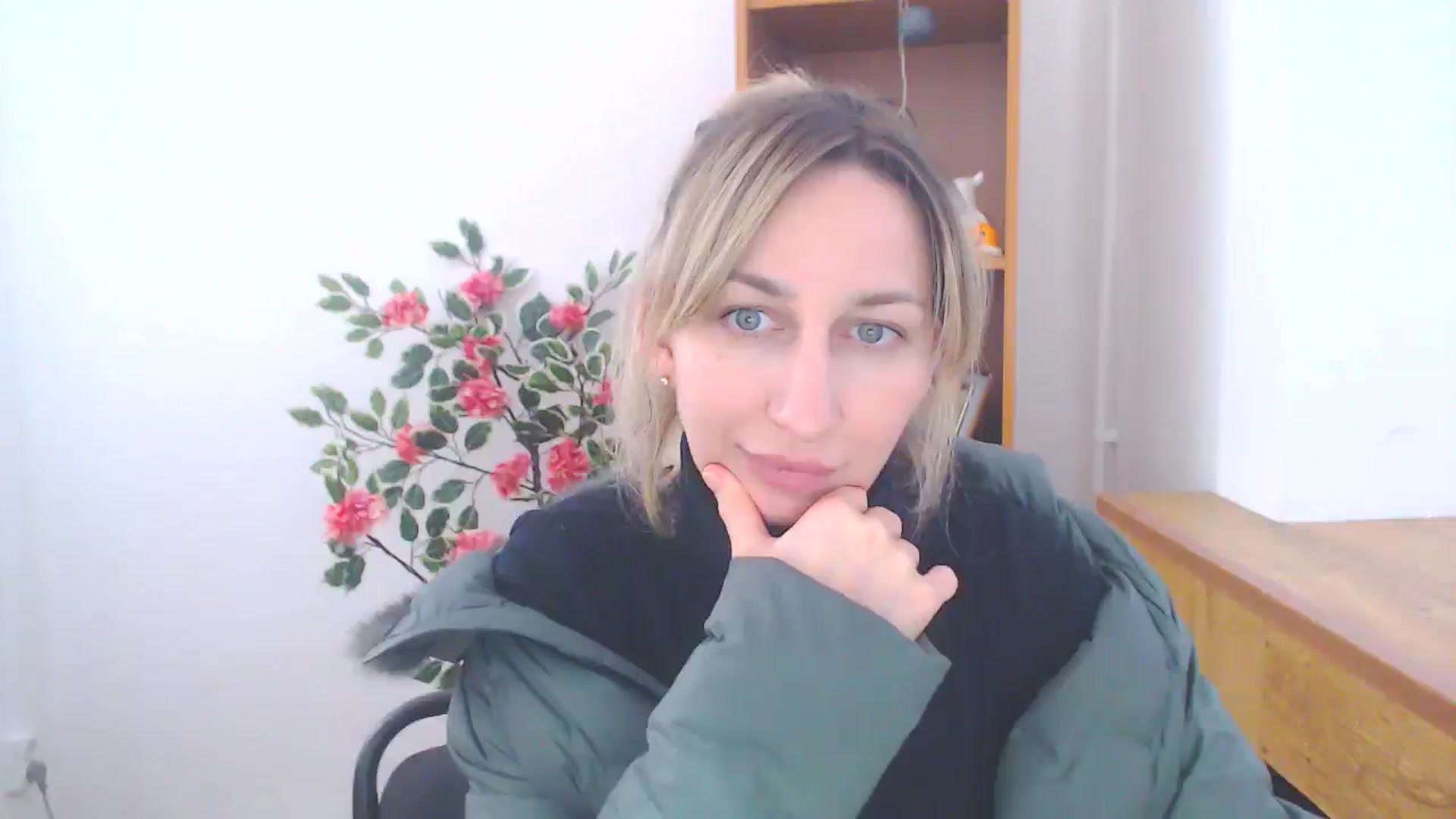 Gallery image thumbnail from LanaKiss's myfreecams stream on, 02/20/2026, 12:22 image 13 of 20