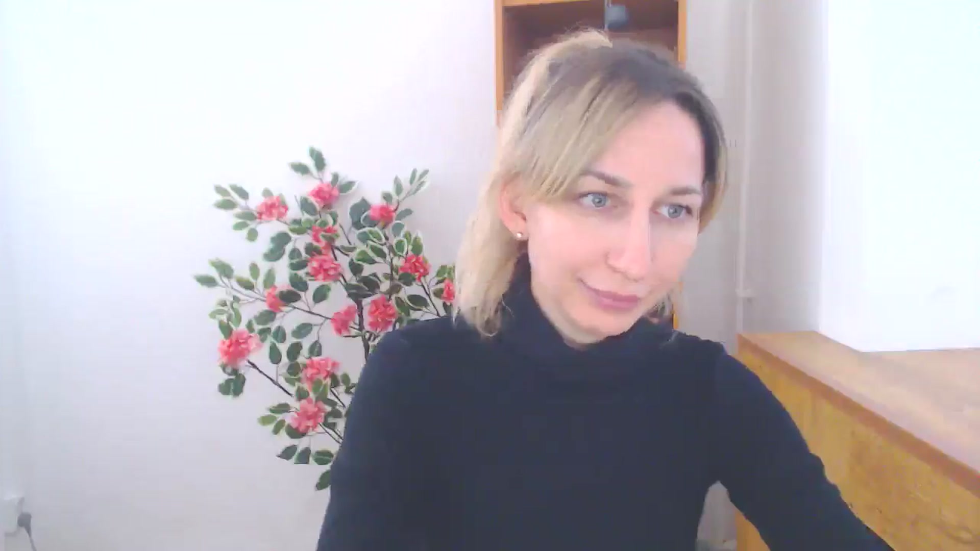 Gallery image thumbnail from LanaKiss's myfreecams stream on, 02/20/2026, 12:22 image 19 of 20