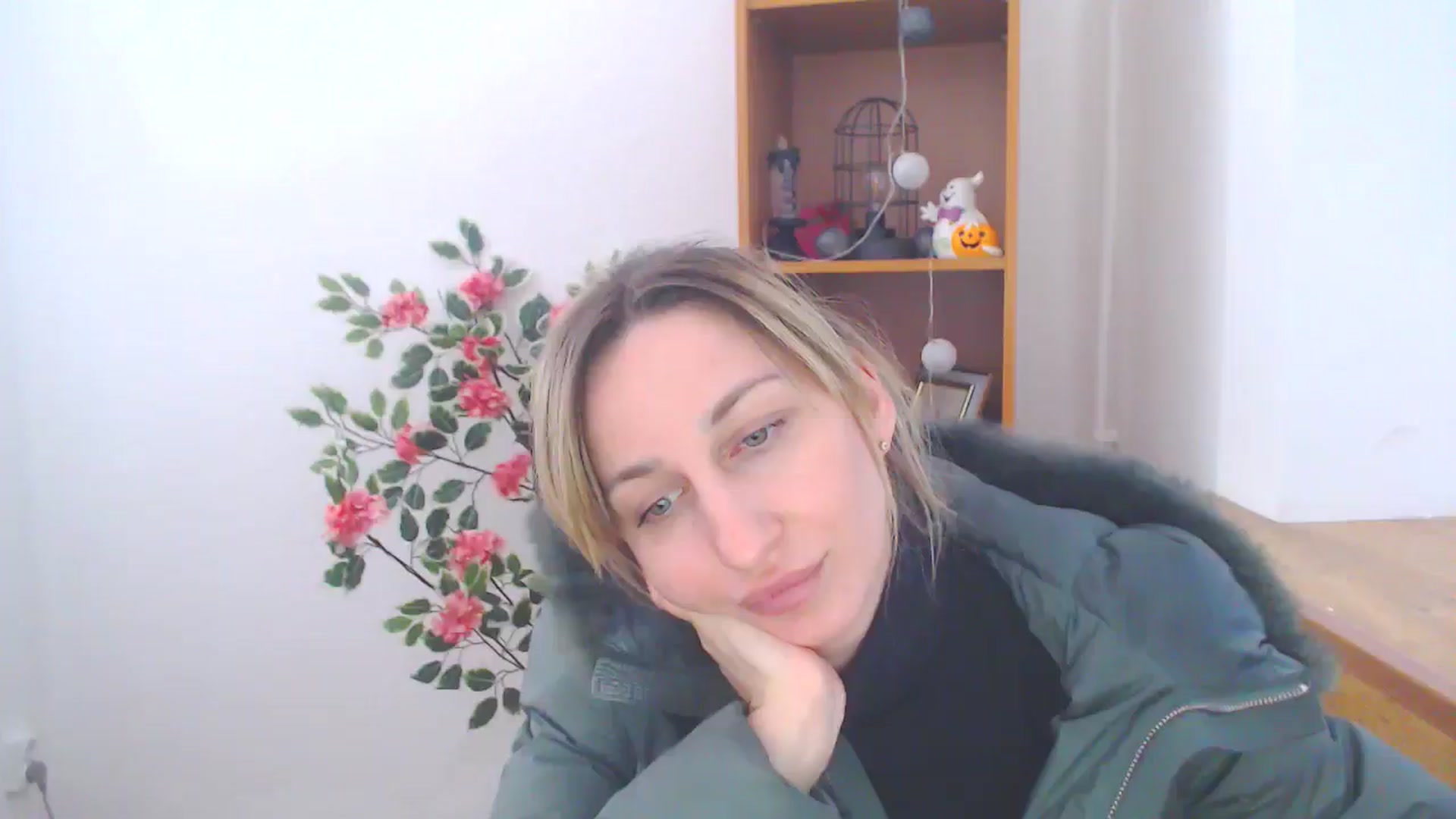 Gallery image thumbnail from LanaKiss's myfreecams stream on, 02/20/2026, 12:22 image 8 of 20