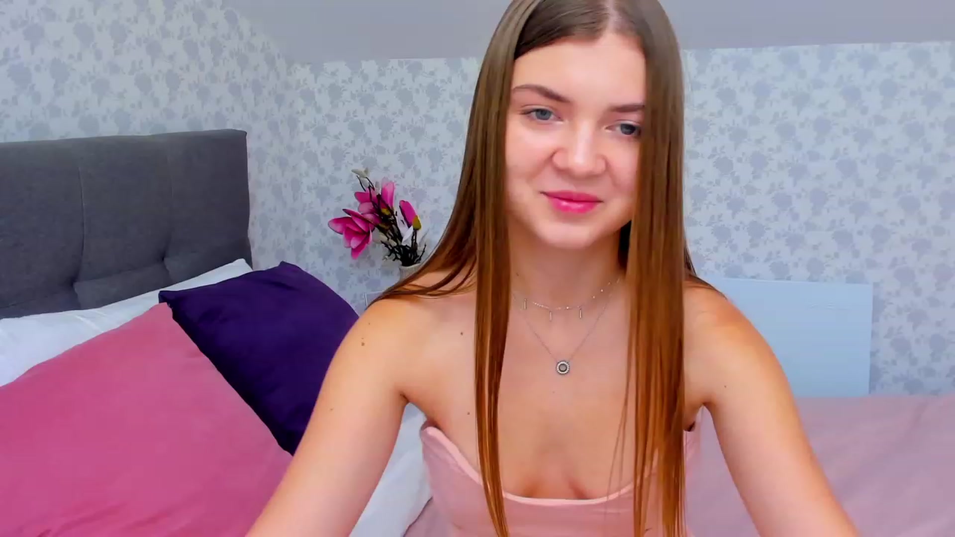 Gallery image thumbnail from LanaRey's myfreecams stream on, 12/01/2023, 16:10 image 12 of 20