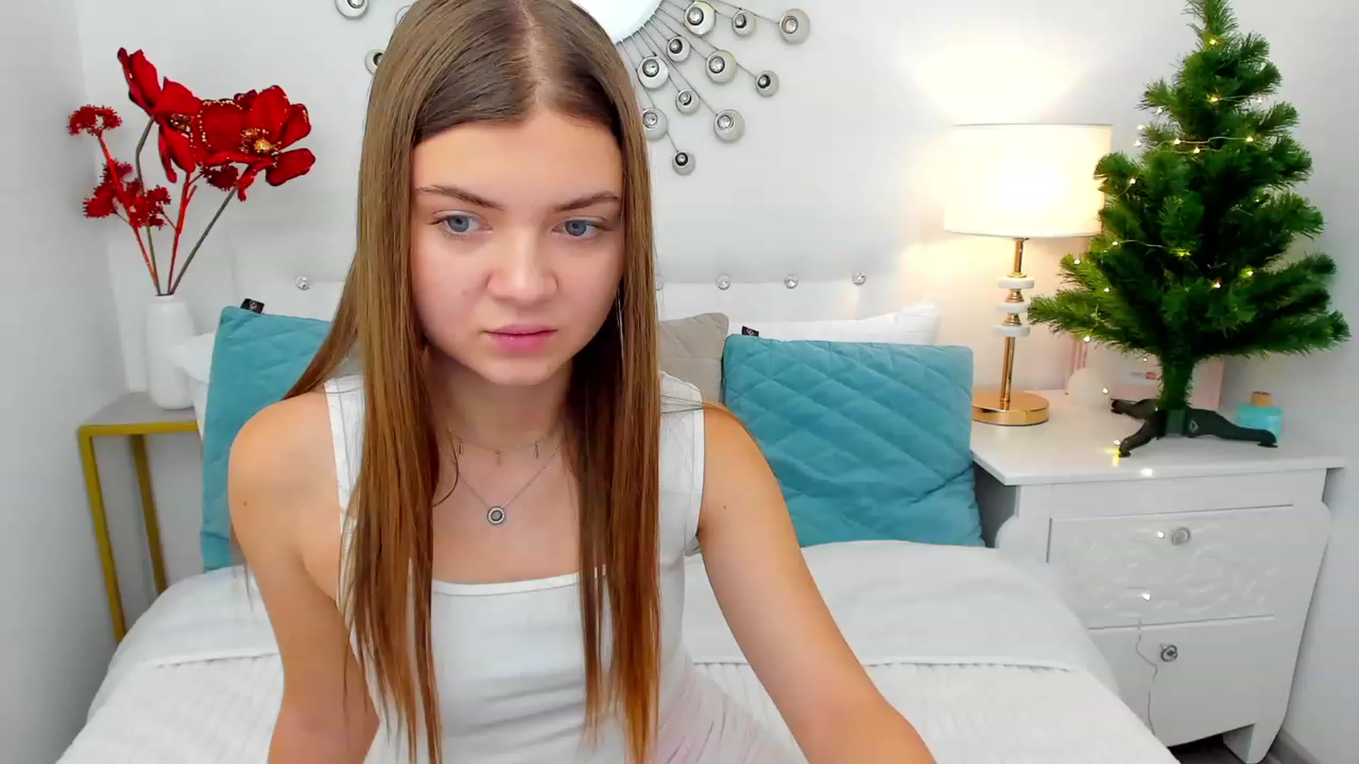 Gallery image thumbnail from LanaRey's myfreecams stream on, 12/15/2023, 08:34 image 9 of 20