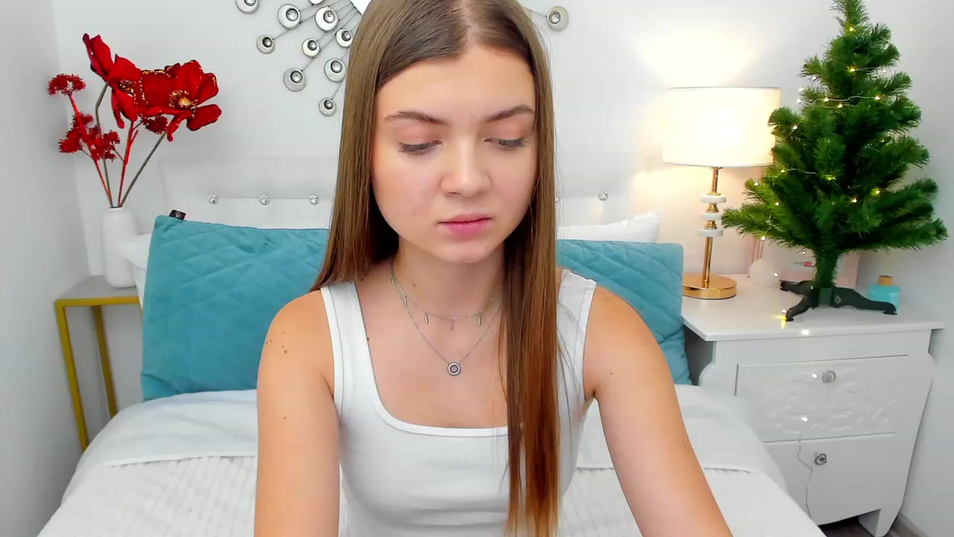Gallery image thumbnail from LanaRey's myfreecams stream on, 12/15/2023, 08:34 image 13 of 20