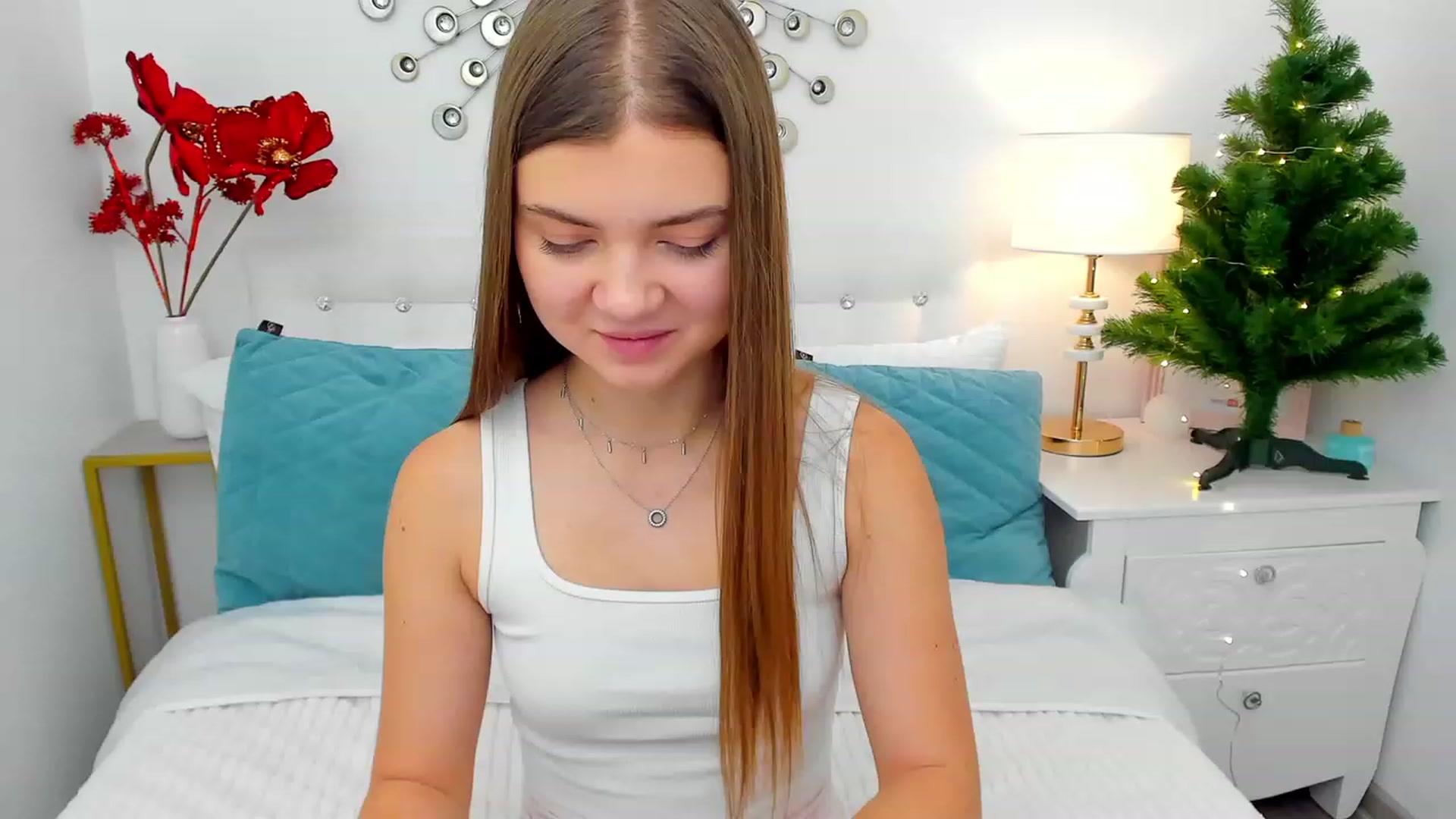 Gallery image thumbnail from LanaRey's myfreecams stream on, 12/15/2023, 08:34 image 5 of 20