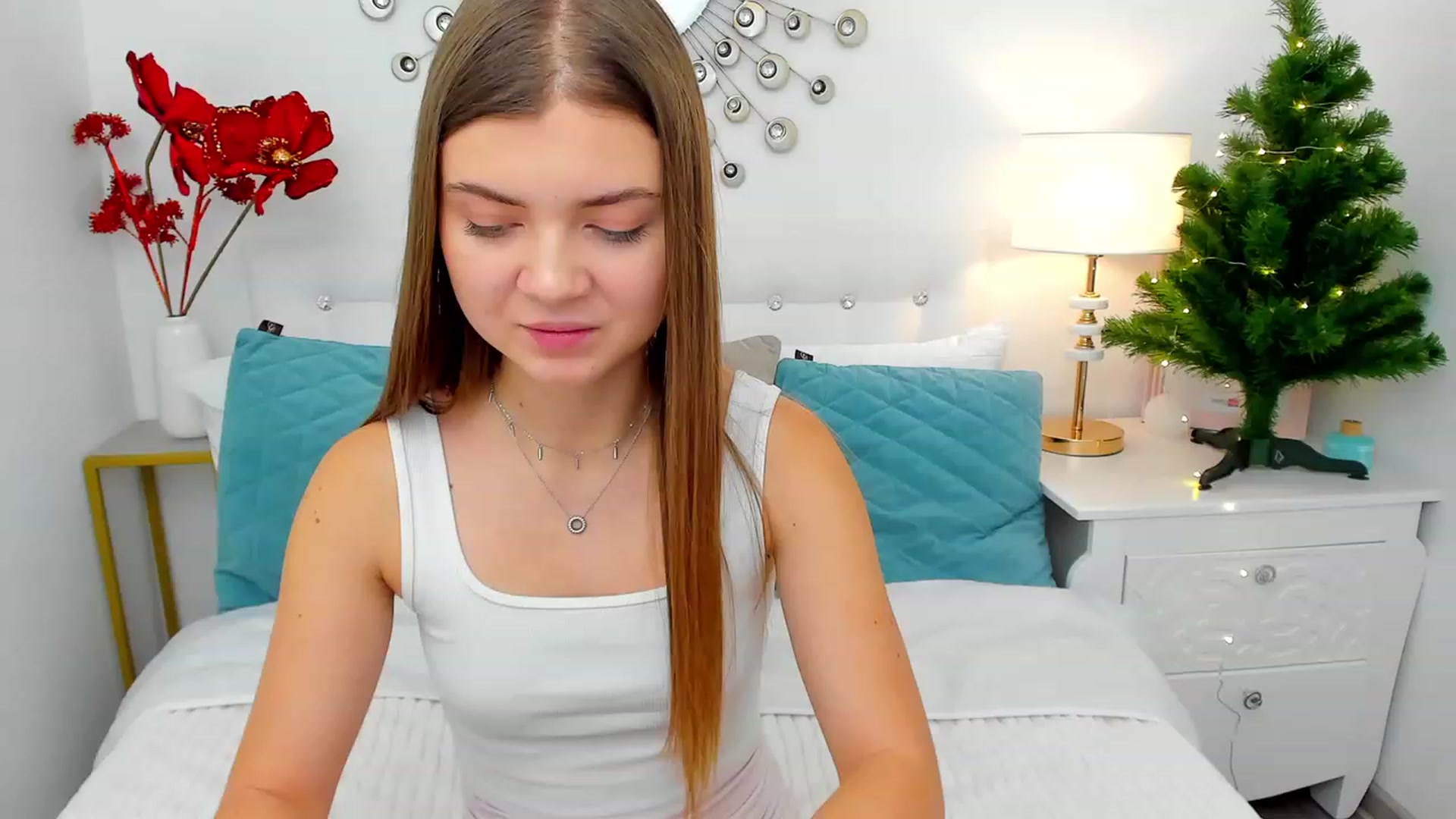 Gallery image thumbnail from LanaRey's myfreecams stream on, 12/15/2023, 08:34 image 19 of 20