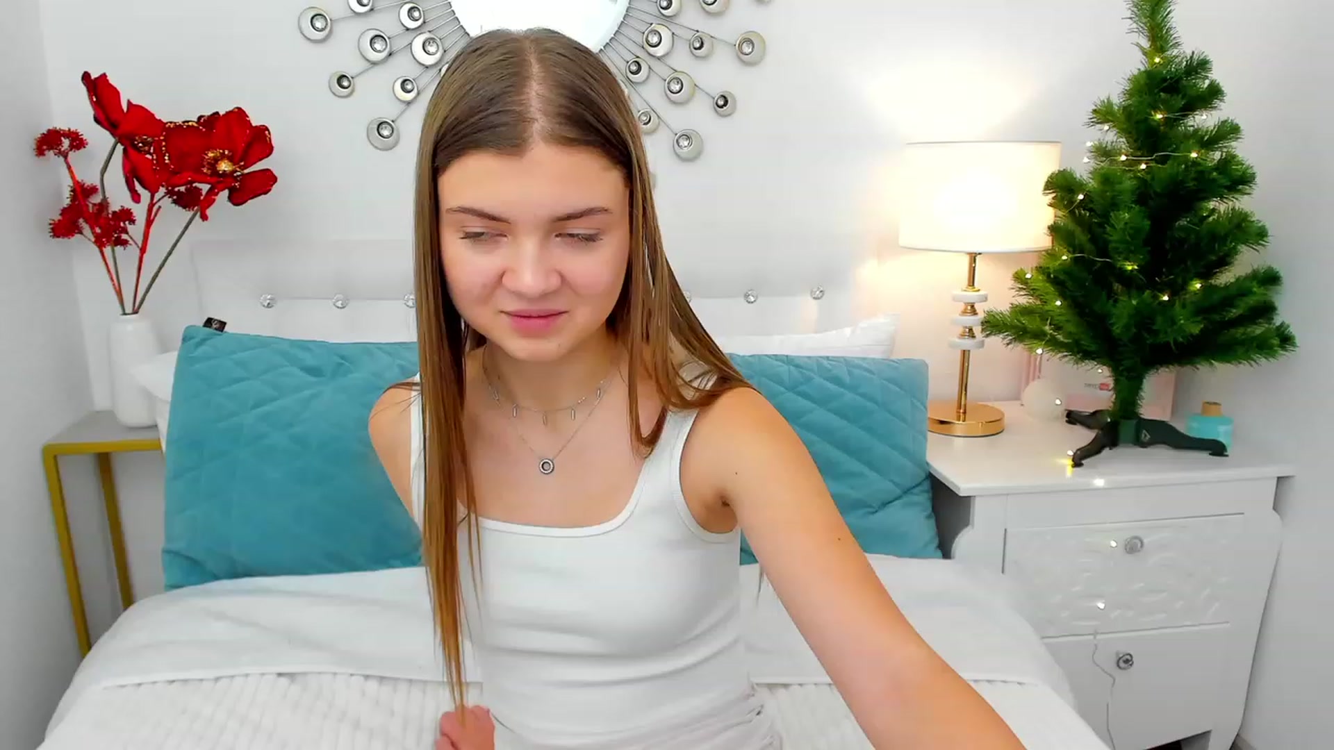 Gallery image thumbnail from LanaRey's myfreecams stream on, 12/15/2023, 11:15 image 8 of 20