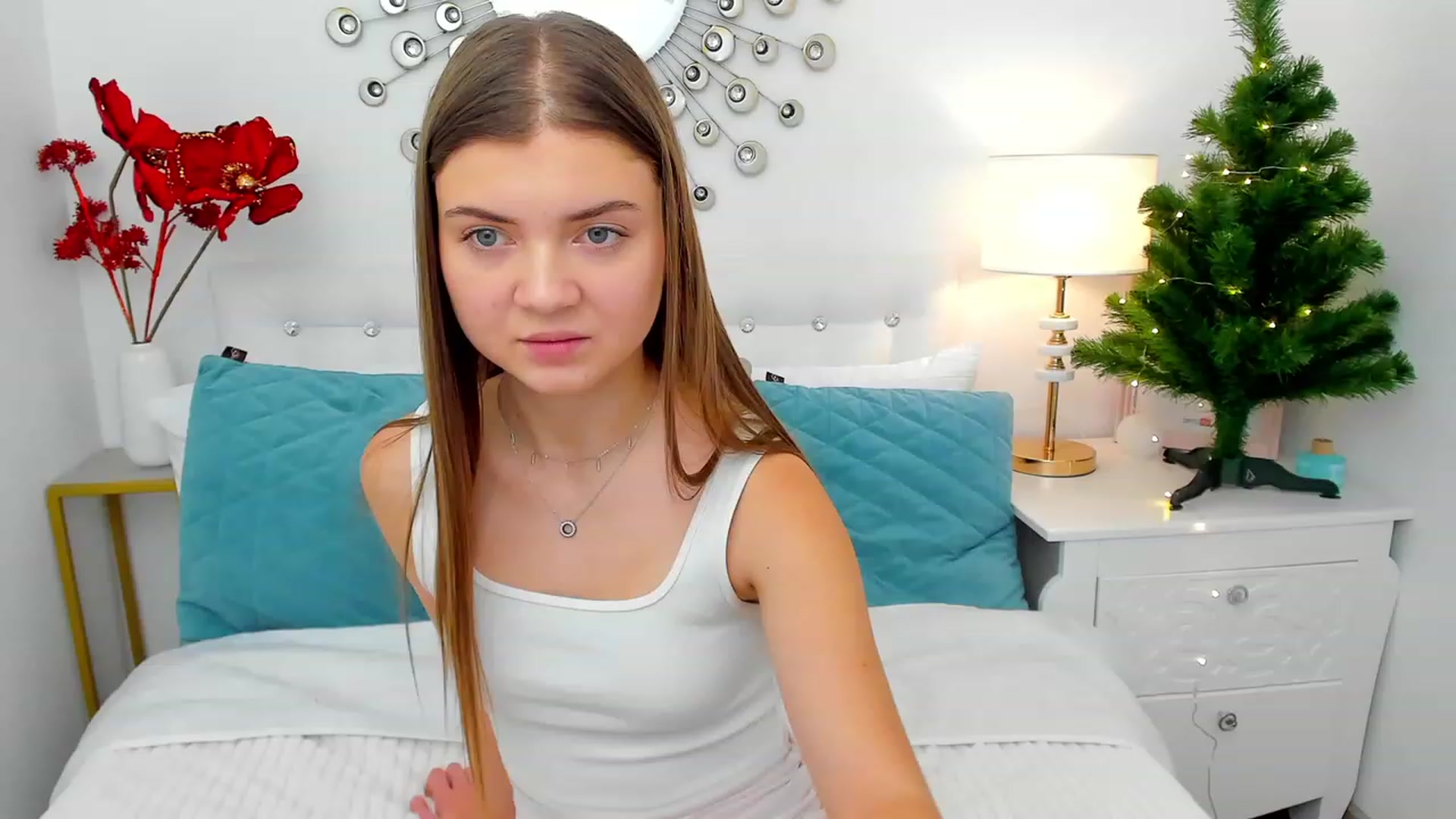 Gallery image thumbnail from LanaRey's myfreecams stream on, 12/15/2023, 11:15 image 7 of 20