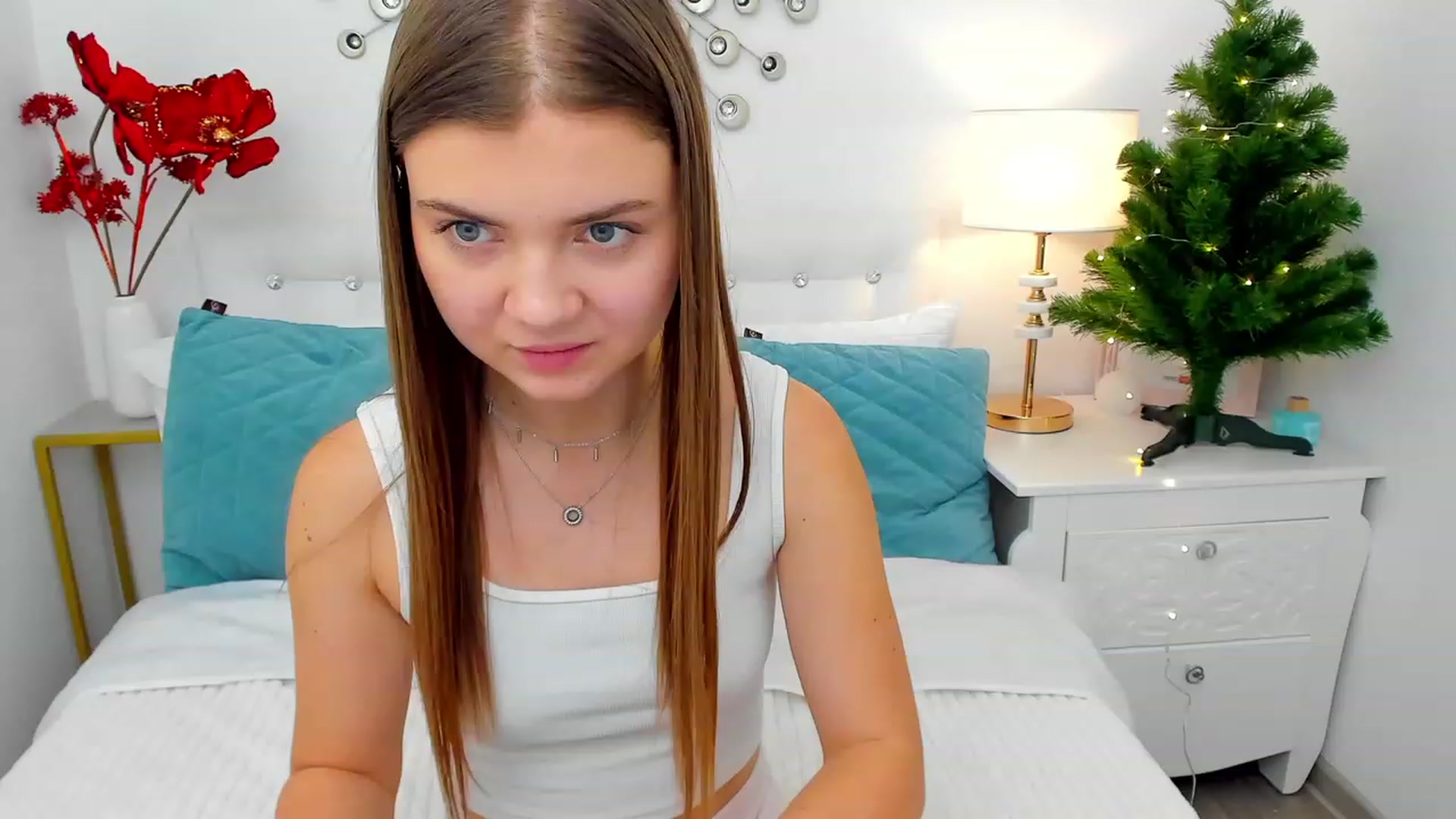Gallery image thumbnail from LanaRey's myfreecams stream on, 12/15/2023, 13:01 image 7 of 20