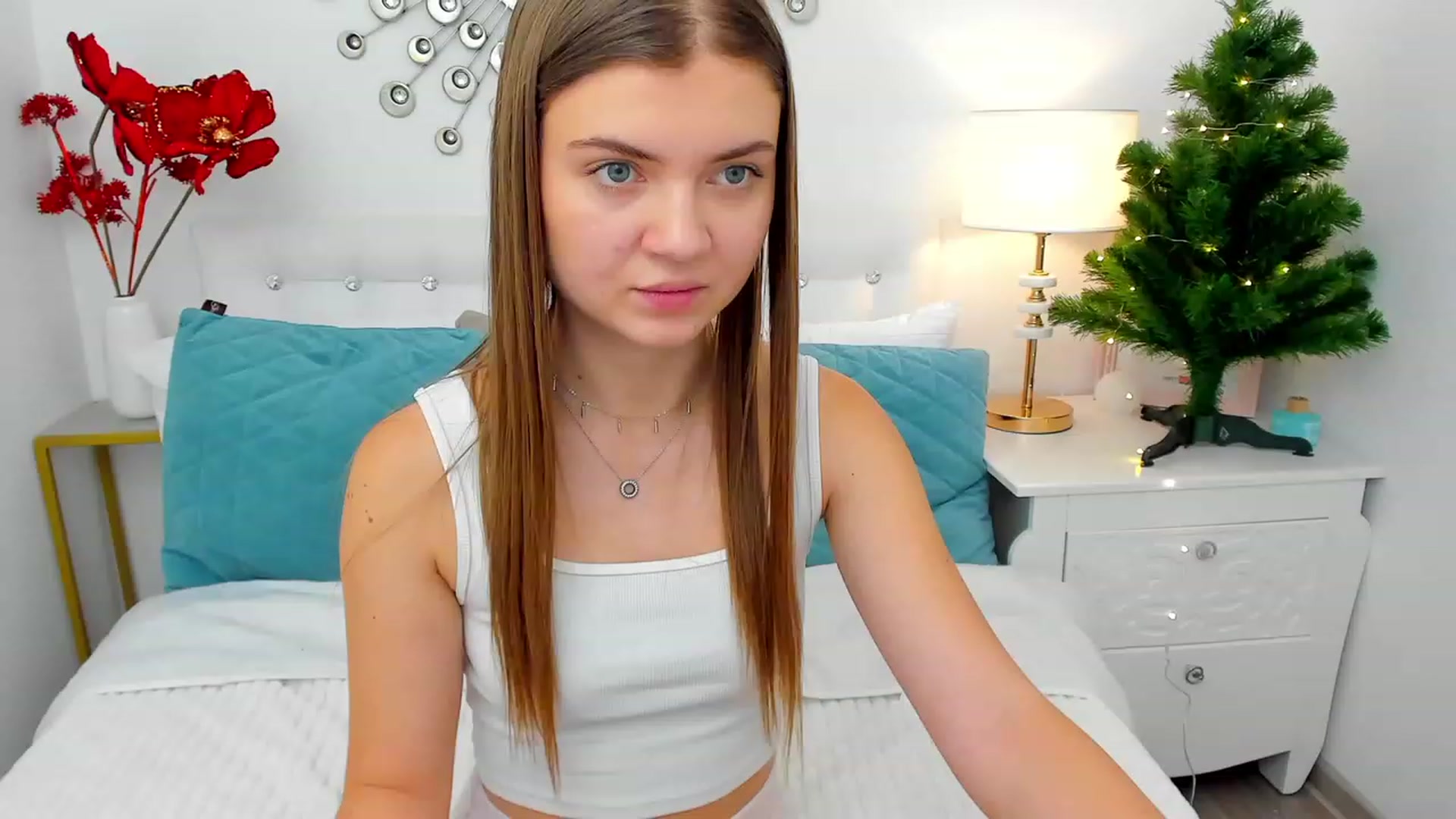 Gallery image thumbnail from LanaRey's myfreecams stream on, 12/15/2023, 13:01 image 8 of 20