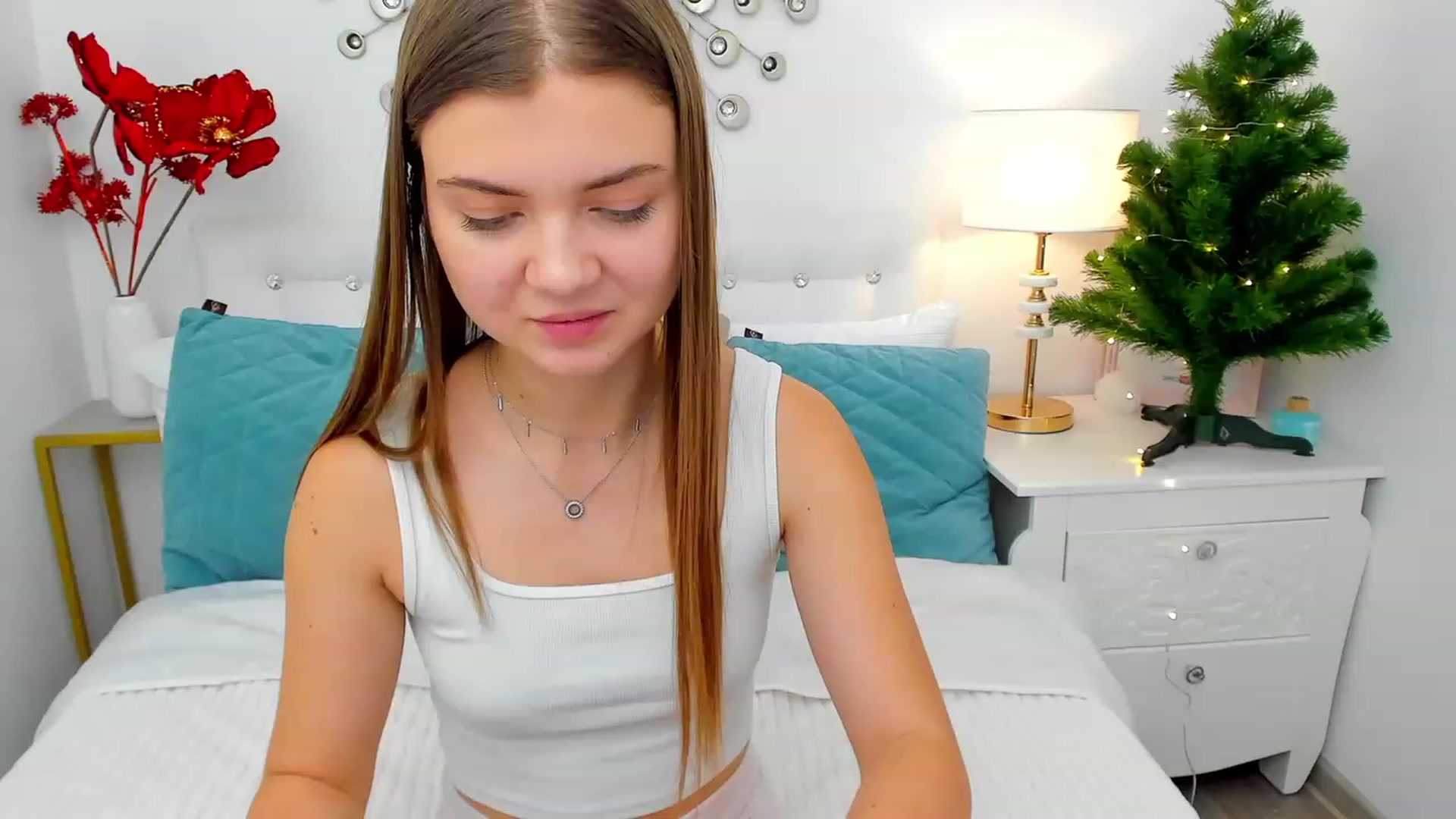 Gallery image thumbnail from LanaRey's myfreecams stream on, 12/15/2023, 13:01 image 9 of 20