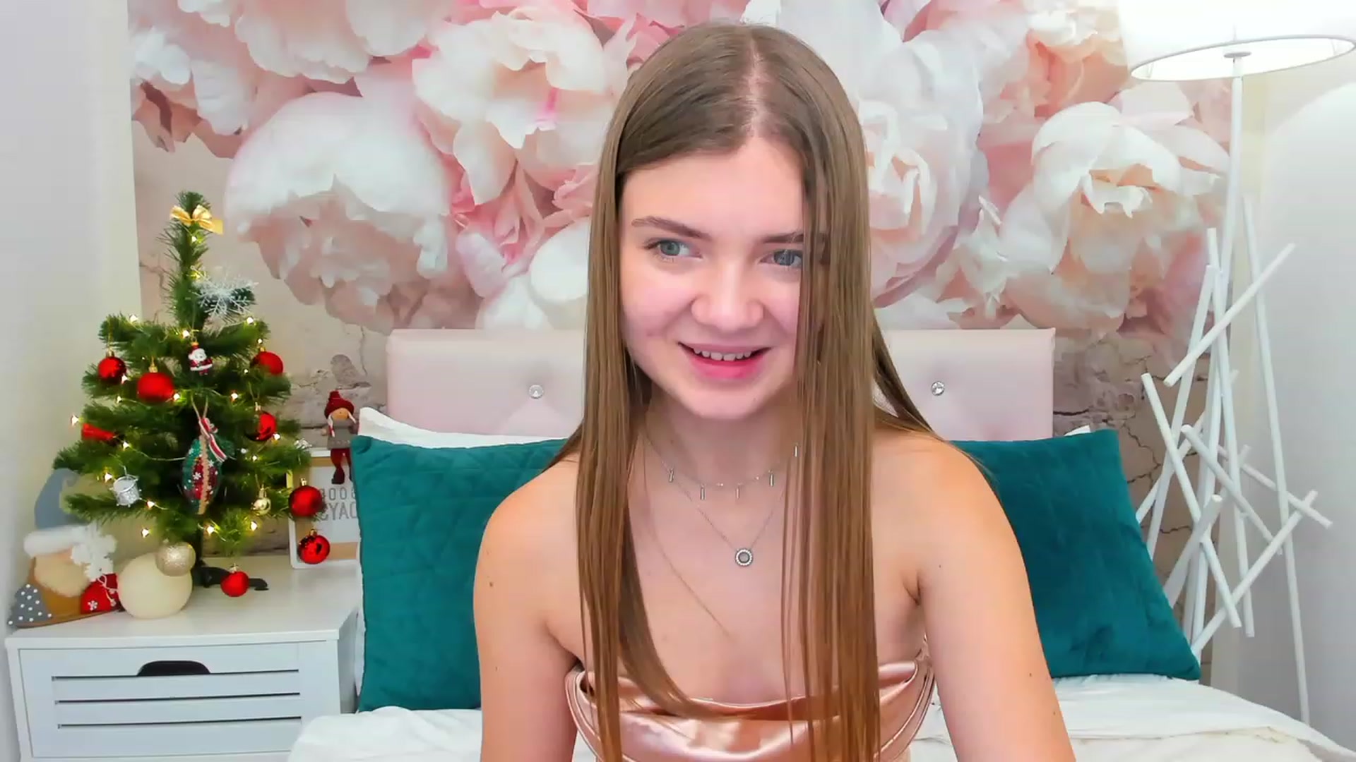 Gallery image thumbnail from LanaRey's myfreecams stream on, 12/16/2023, 19:30 image 18 of 20