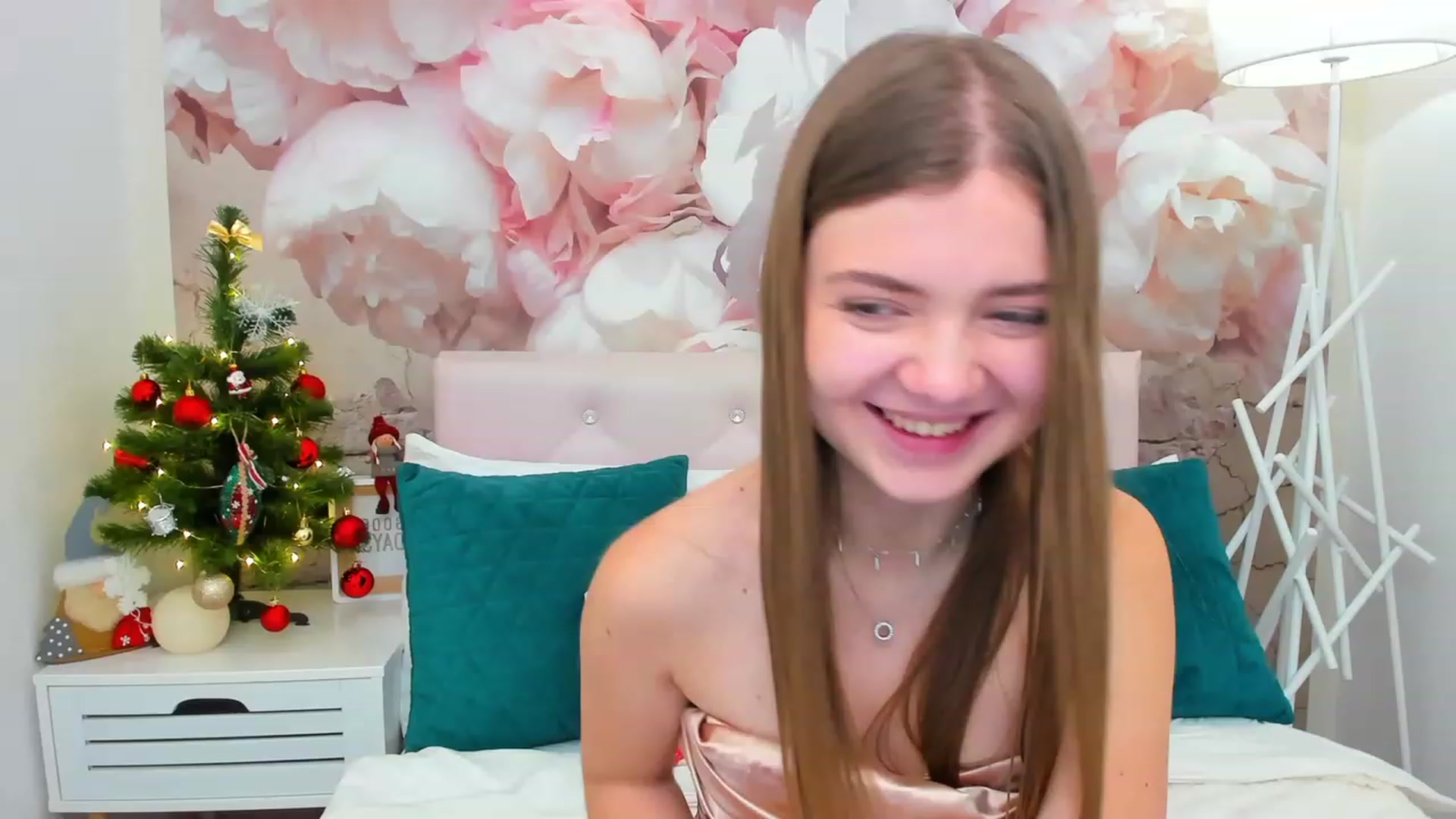 Gallery image thumbnail from LanaRey's myfreecams stream on, 12/16/2023, 19:30 image 11 of 20