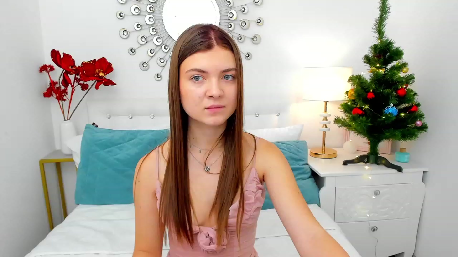 Gallery image thumbnail from LanaRey's myfreecams stream on, 12/19/2023, 11:18 image 13 of 20