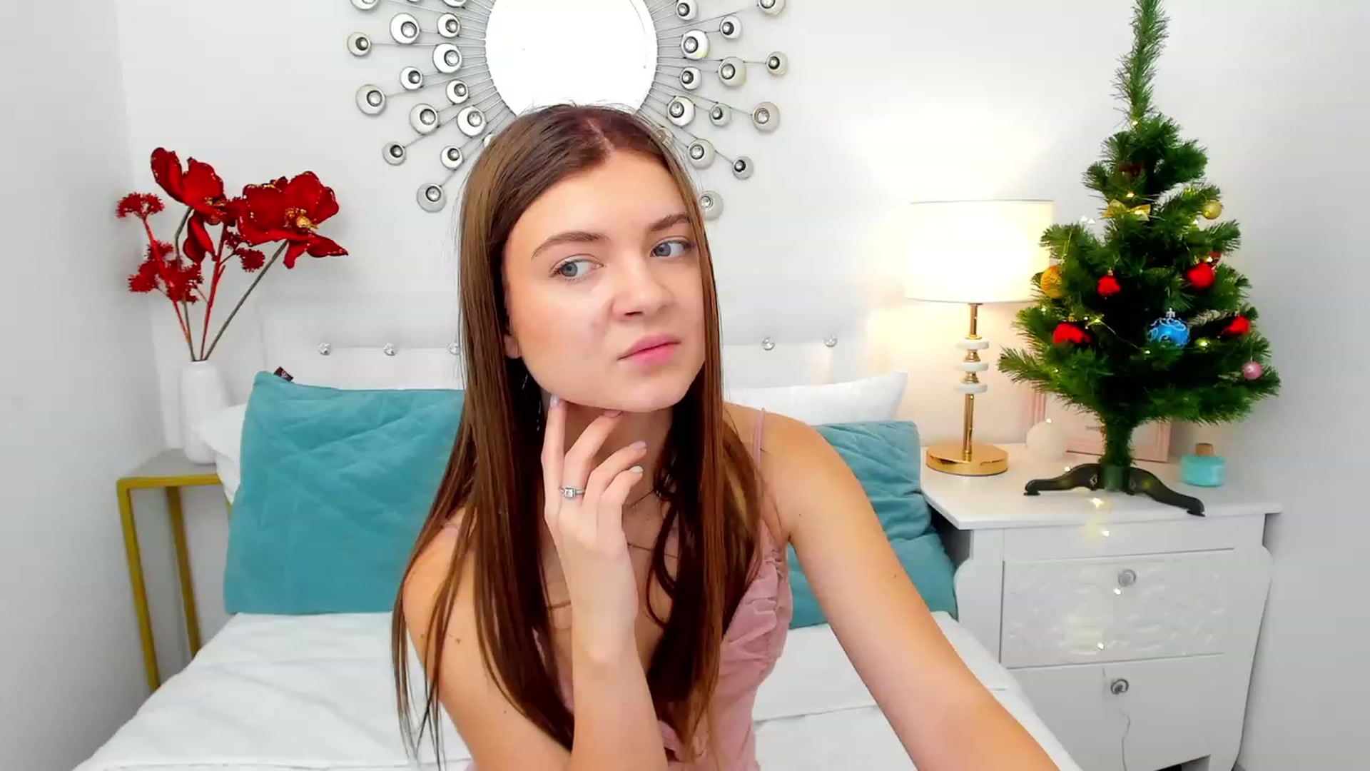 Gallery image thumbnail from LanaRey's myfreecams stream on, 12/19/2023, 11:18 image 20 of 20