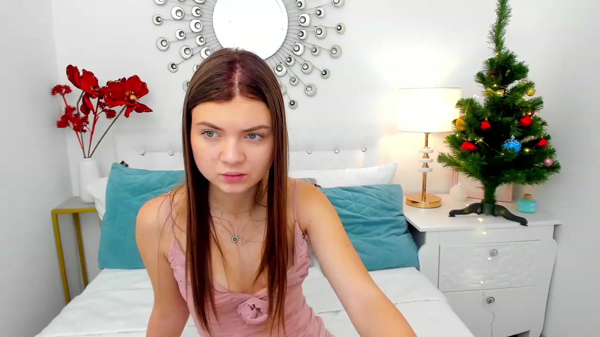 Gallery image thumbnail from LanaRey's myfreecams stream on, 12/19/2023, 11:18 image 1 of 20