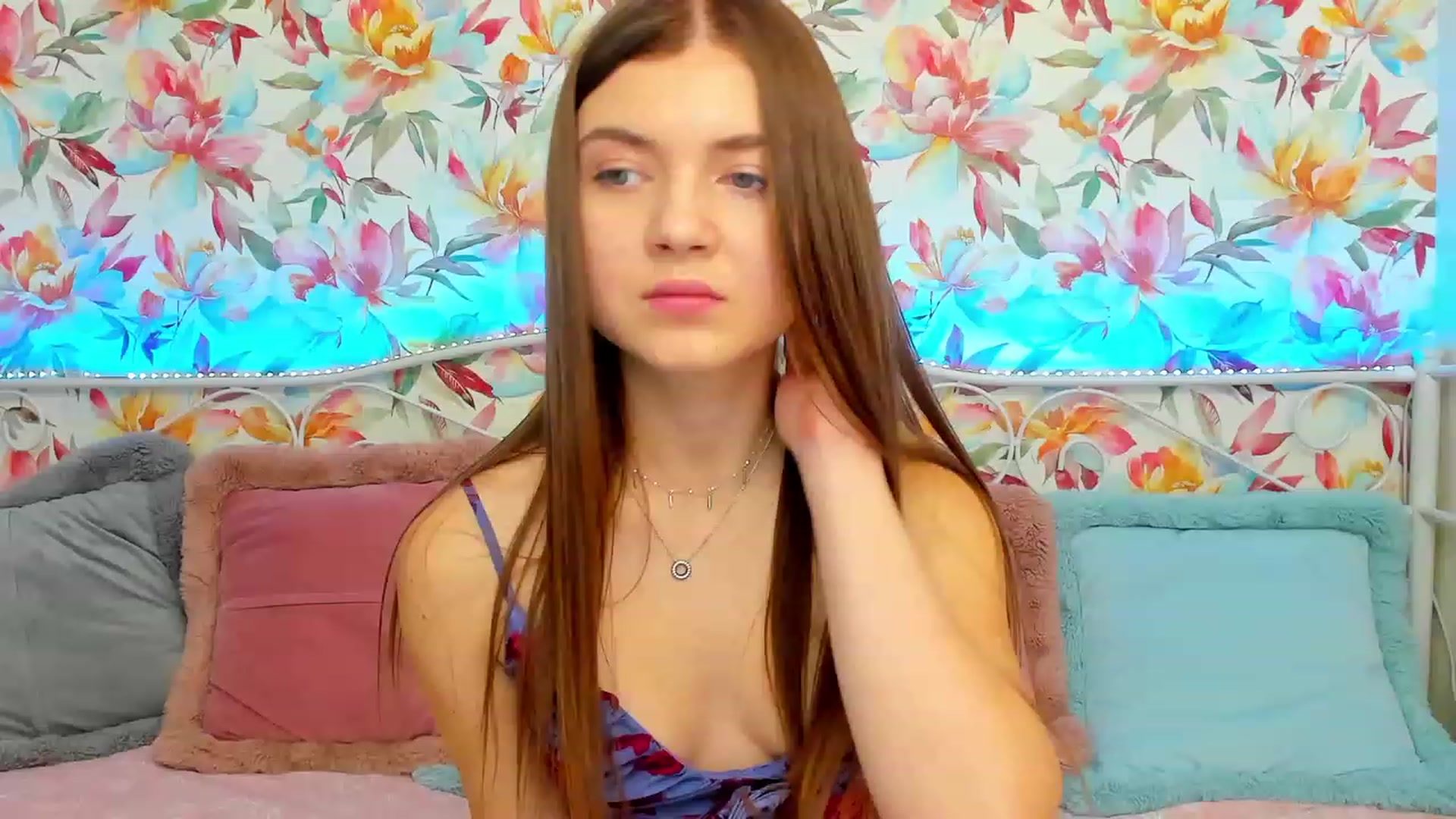 Gallery image thumbnail from LanaRey's myfreecams stream on, 12/22/2023, 14:50 image 9 of 20
