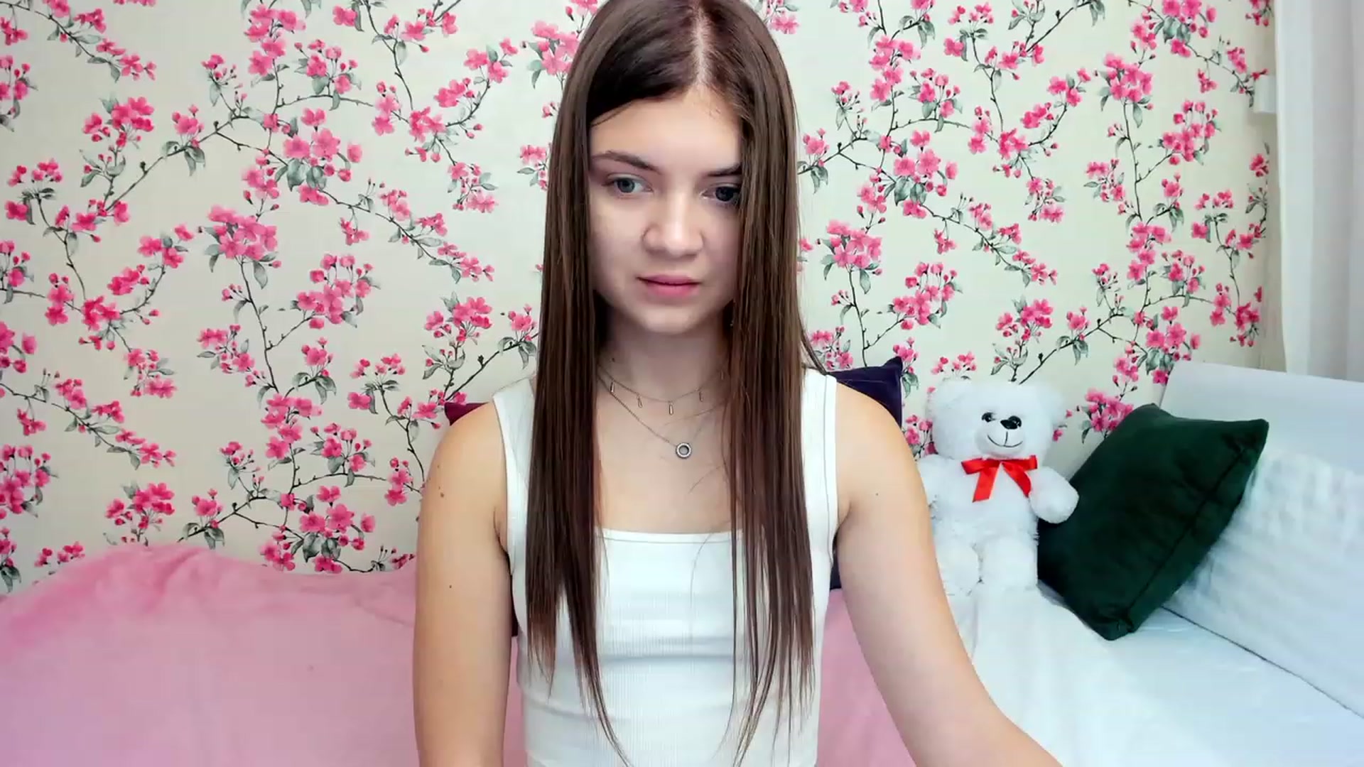 Gallery image thumbnail from LanaRey's myfreecams stream on, 12/25/2023, 14:00 image 1 of 20