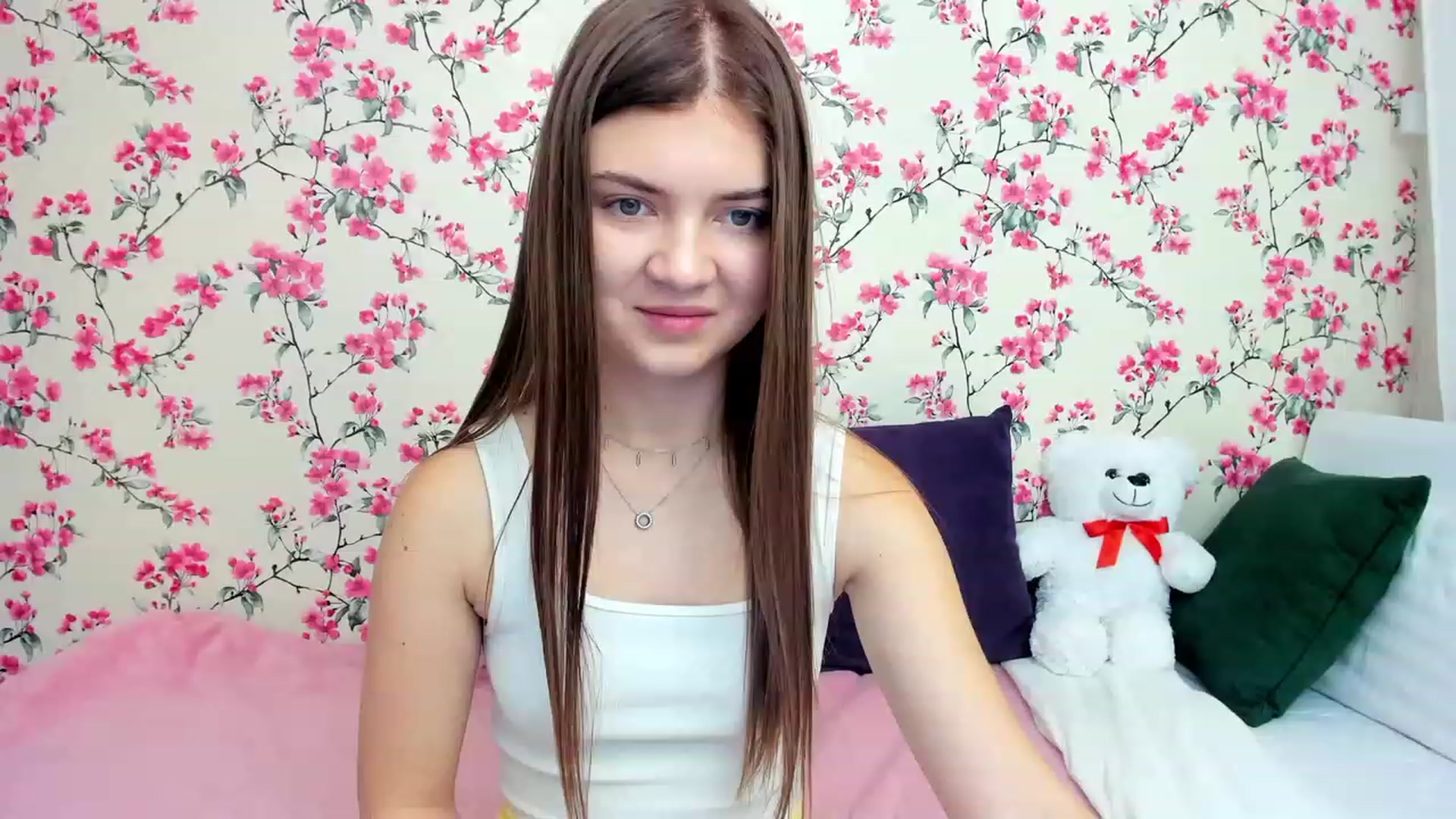 Gallery image thumbnail from LanaRey's myfreecams stream on, 12/25/2023, 16:09 image 1 of 20