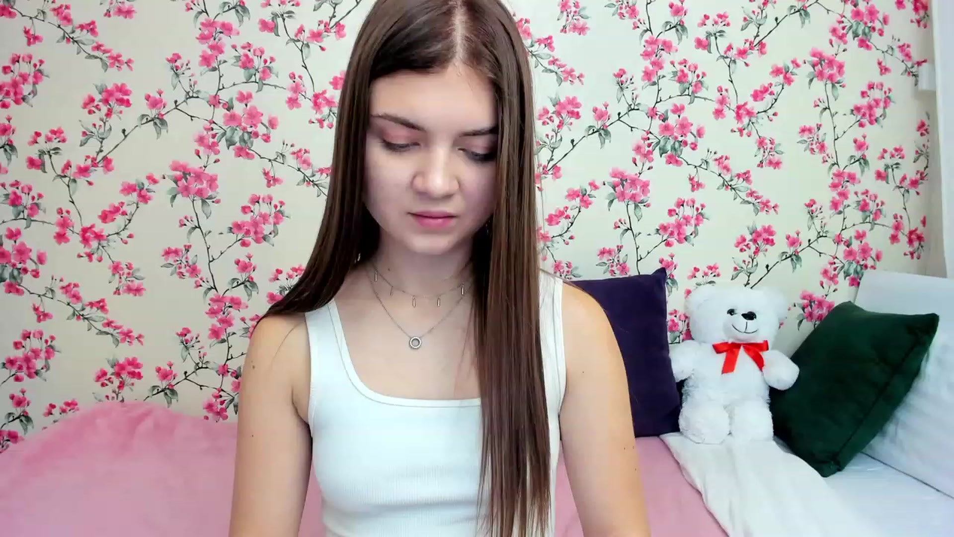 Gallery image thumbnail from LanaRey's myfreecams stream on, 12/25/2023, 16:09 image 4 of 20