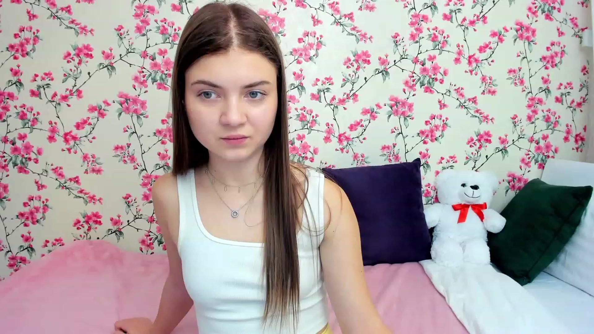 Gallery image thumbnail from LanaRey's myfreecams stream on, 12/25/2023, 18:17 image 5 of 20