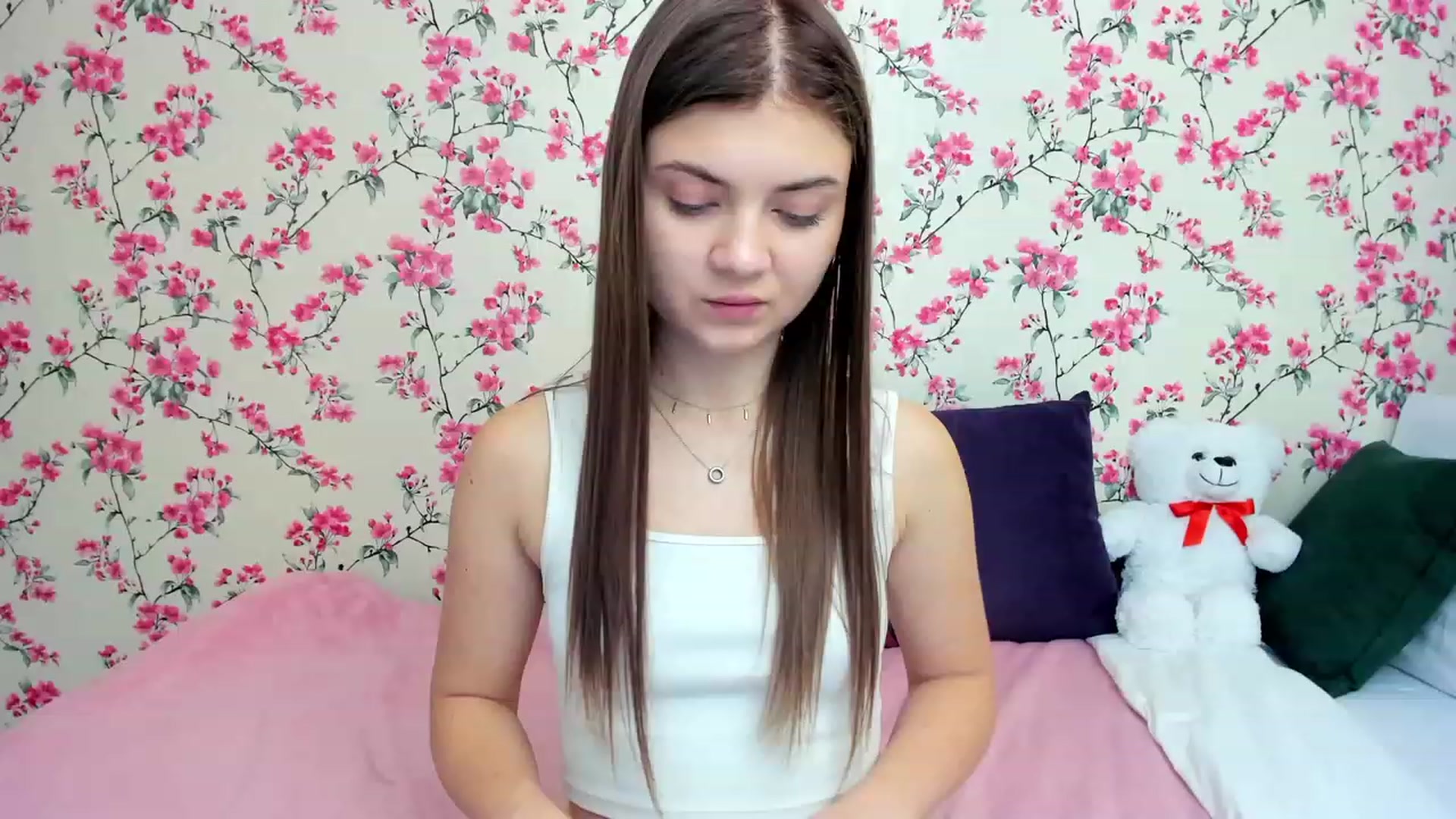 Gallery image thumbnail from LanaRey's myfreecams stream on, 12/25/2023, 19:17 image 17 of 20