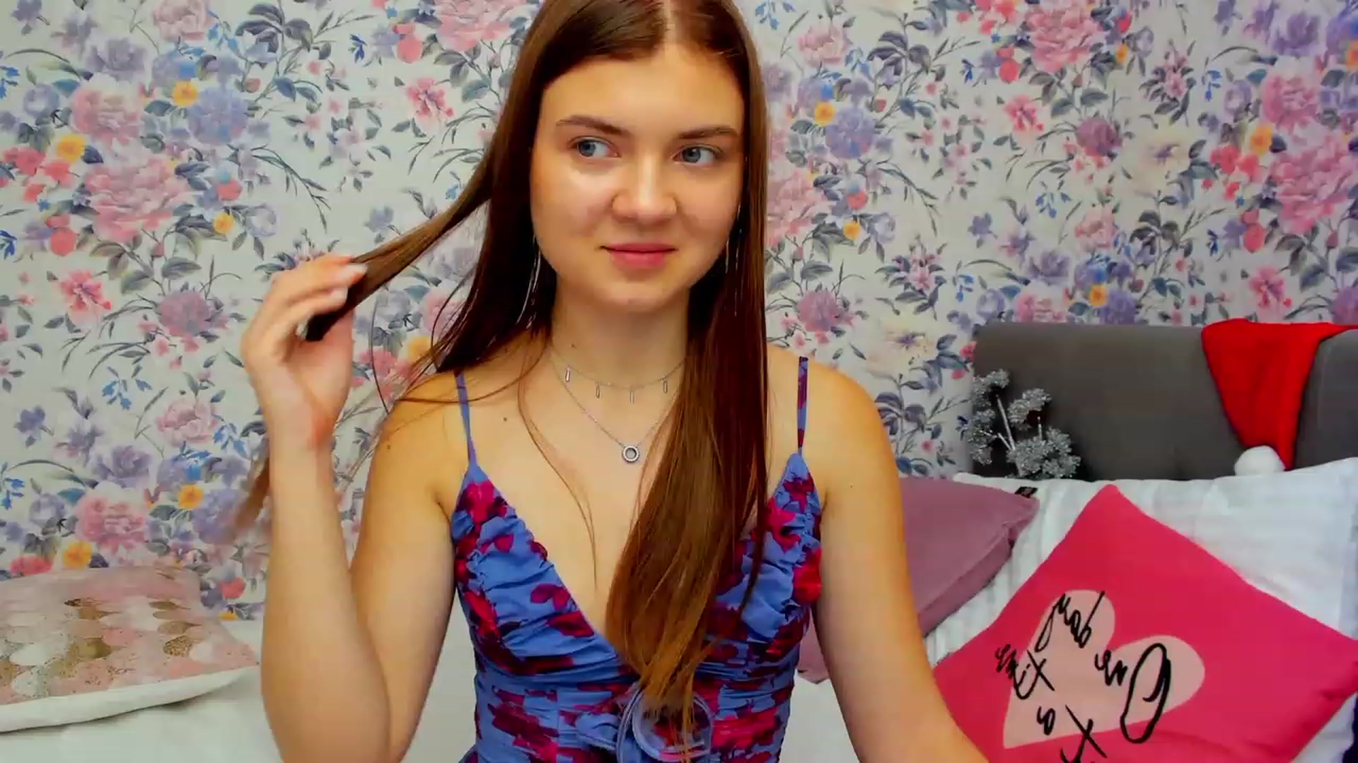 Gallery image thumbnail from LanaRey's myfreecams stream on, 12/26/2023, 19:31 image 5 of 20
