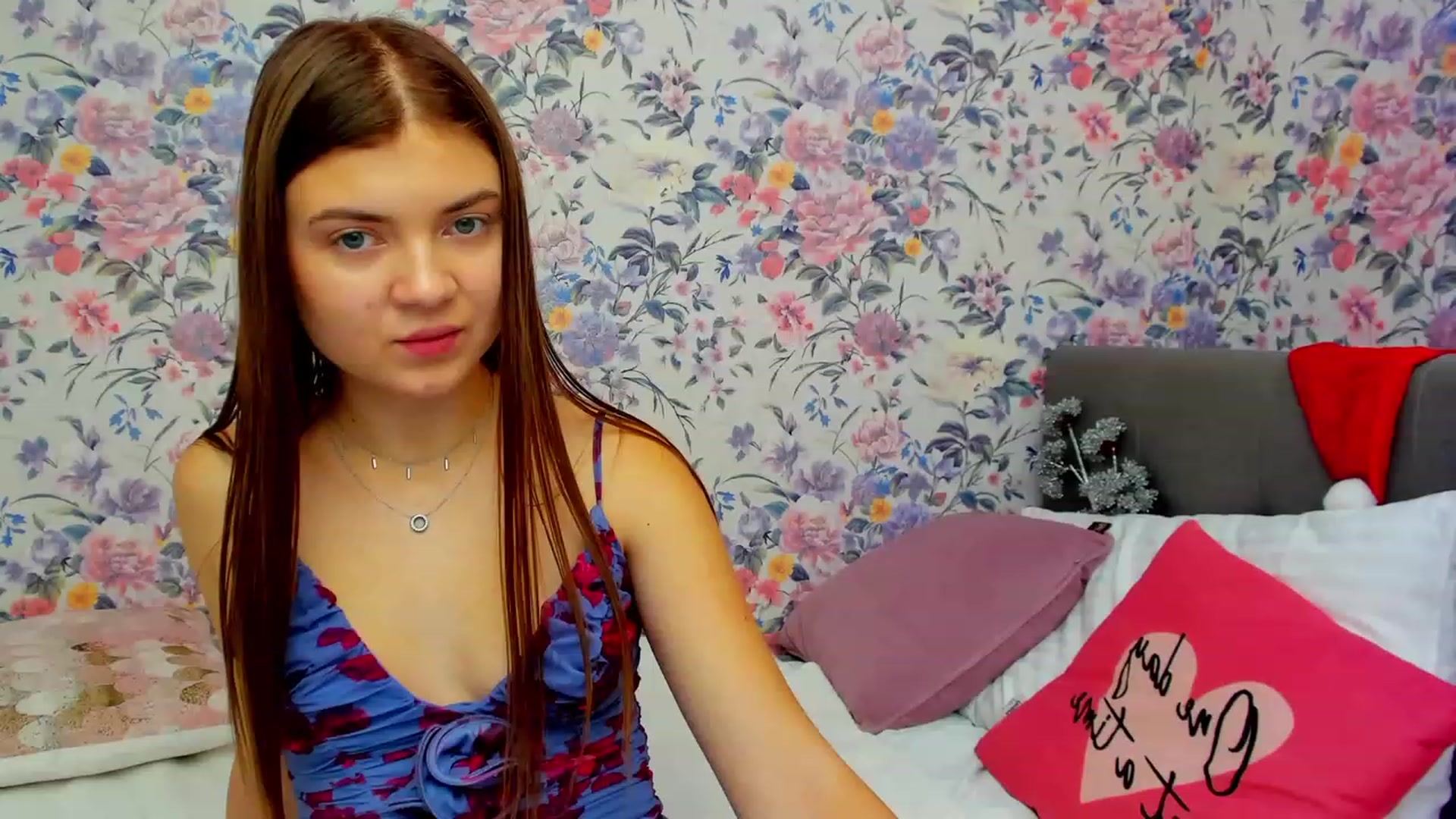 Gallery image thumbnail from LanaRey's myfreecams stream on, 12/26/2023, 19:31 image 15 of 20