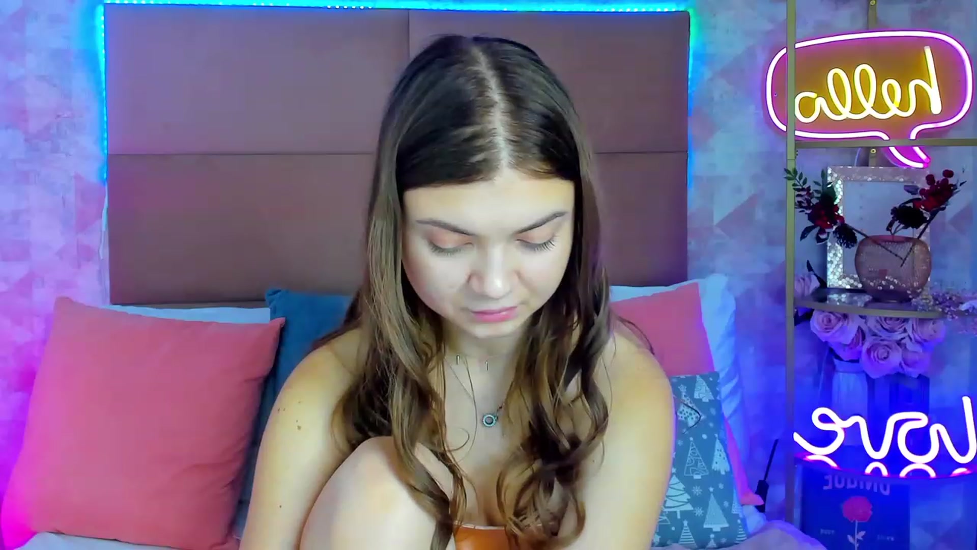 Gallery image thumbnail from LanaRey's myfreecams stream on, 12/28/2023, 08:28 image 19 of 20
