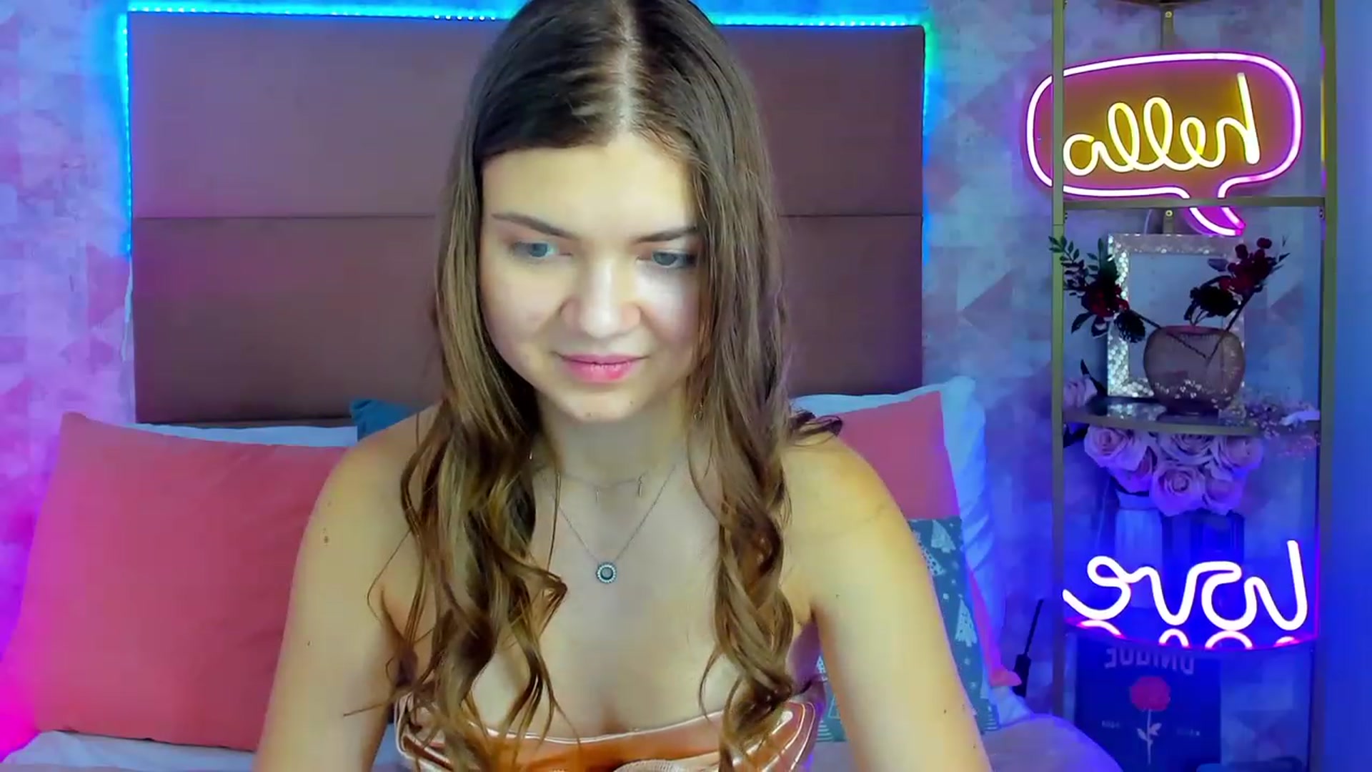 Gallery image thumbnail from LanaRey's myfreecams stream on, 12/28/2023, 10:39 image 17 of 20