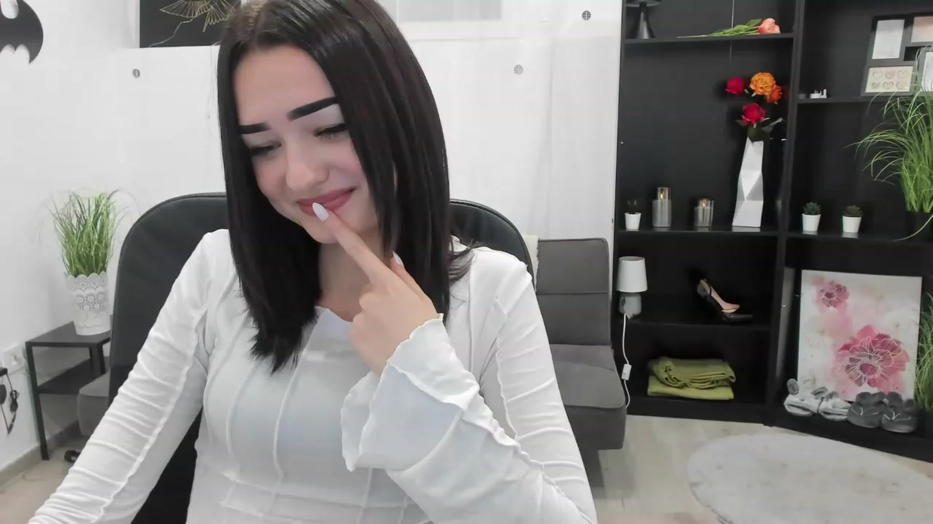 Gallery image thumbnail from LanaRhoades__'s myfreecams stream on, 01/19/2023, 11:56 image 8 of 20
