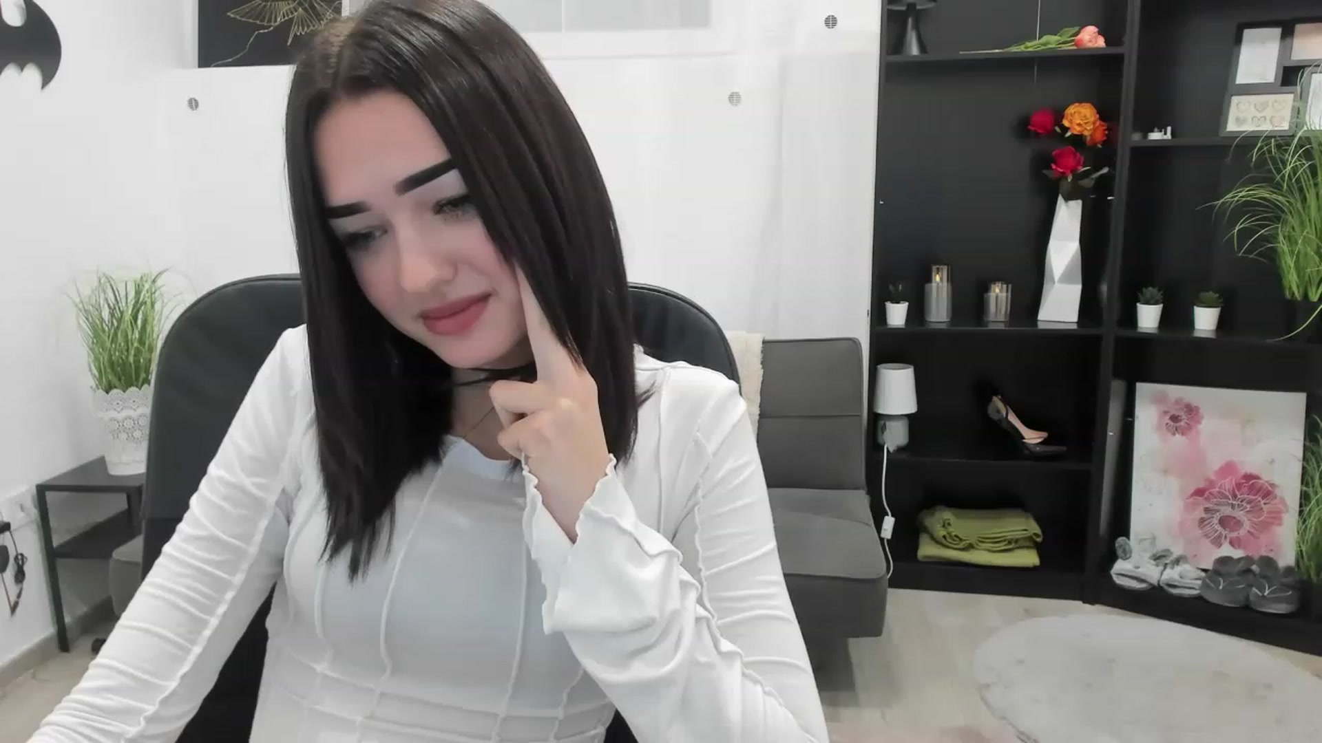 Gallery image thumbnail from LanaRhoades__'s myfreecams stream on, 01/19/2023, 11:56 image 9 of 20