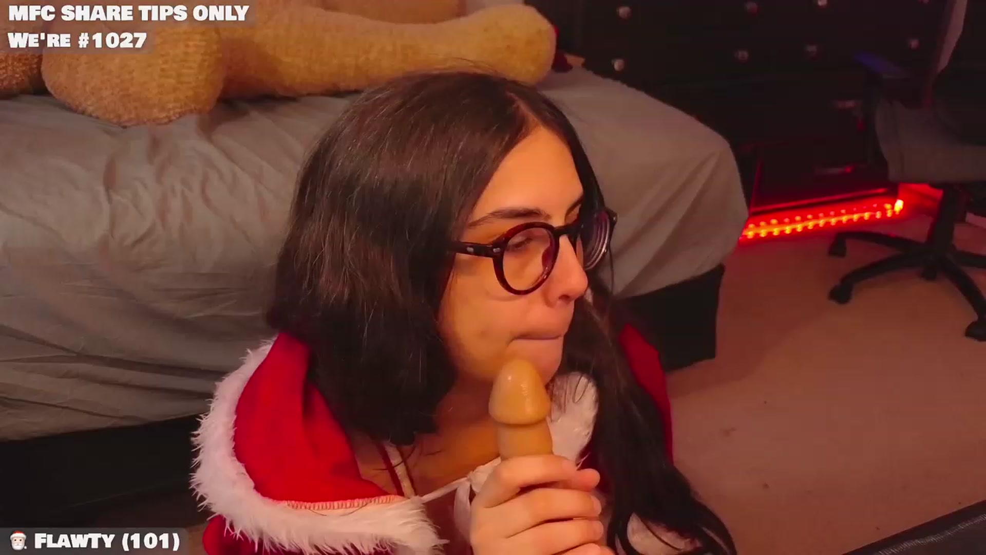 Gallery image thumbnail from LanaTy's myfreecams stream on, 12/25/2023, 22:56 image 18 of 20
