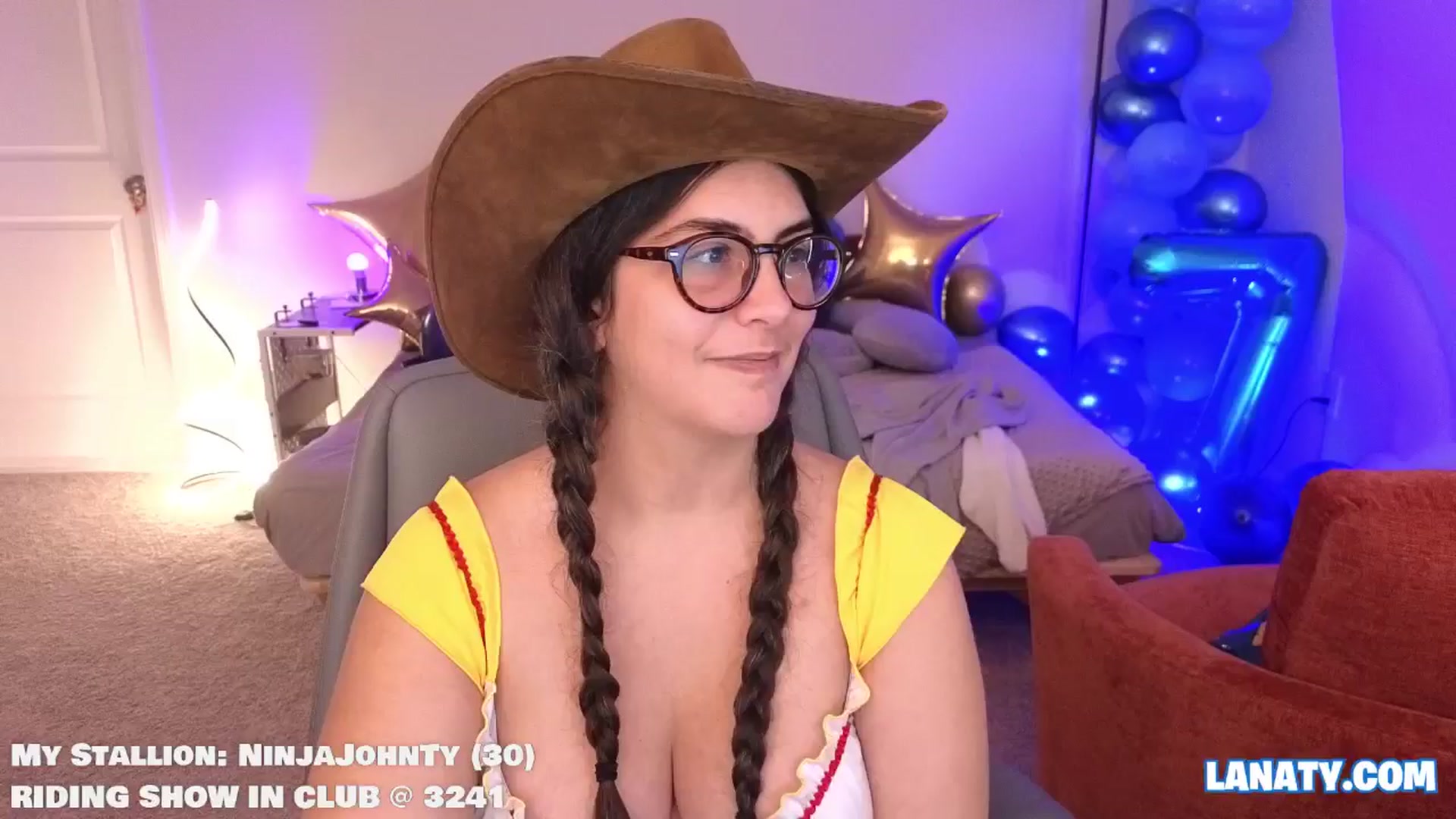 Gallery image thumbnail from LanaTy's myfreecams stream on, 10/12/2024, 23:26 image 7 of 20