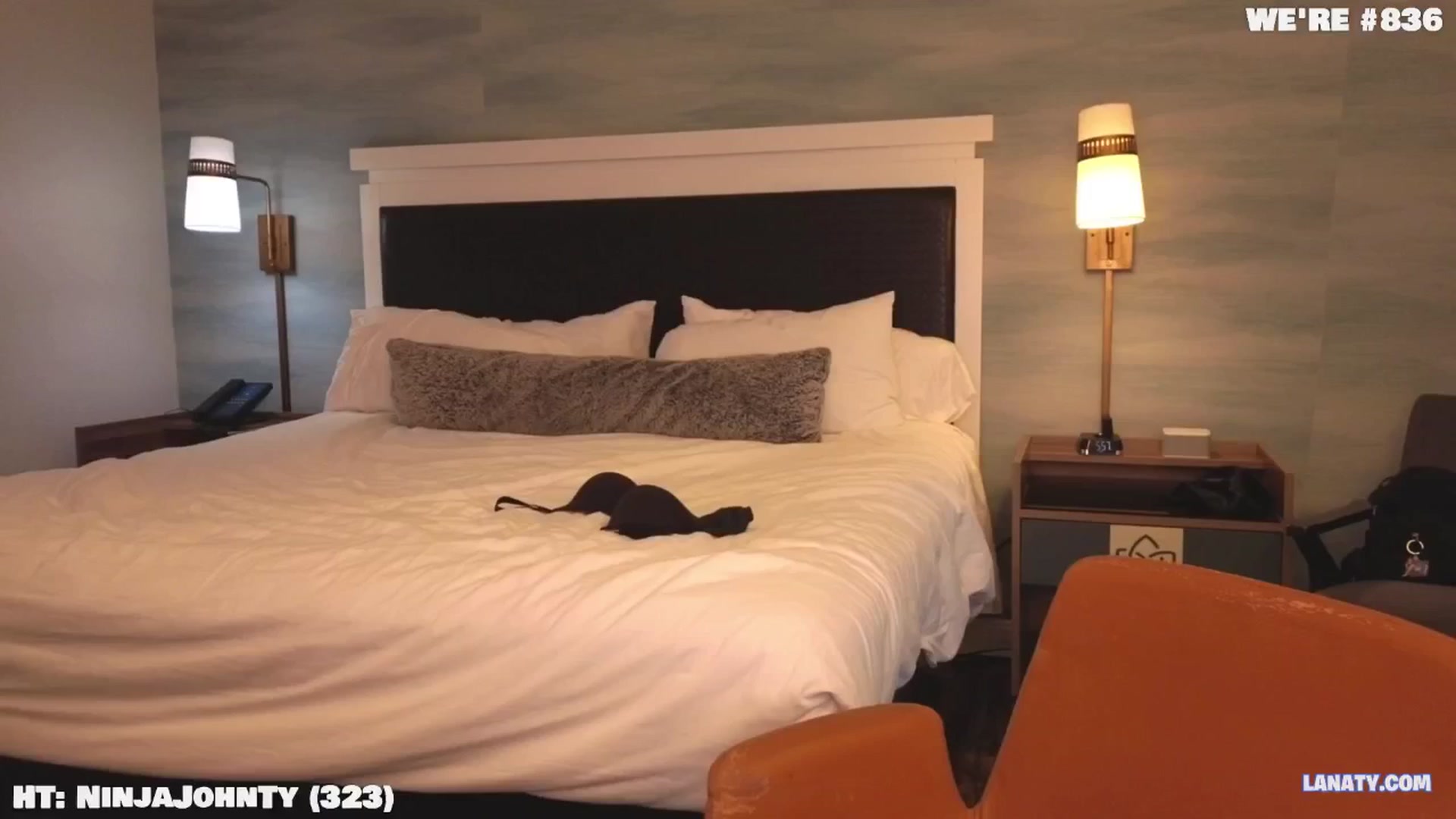 Gallery image thumbnail from LanaTy's myfreecams stream on, 12/31/2024, 24:04 image 16 of 20