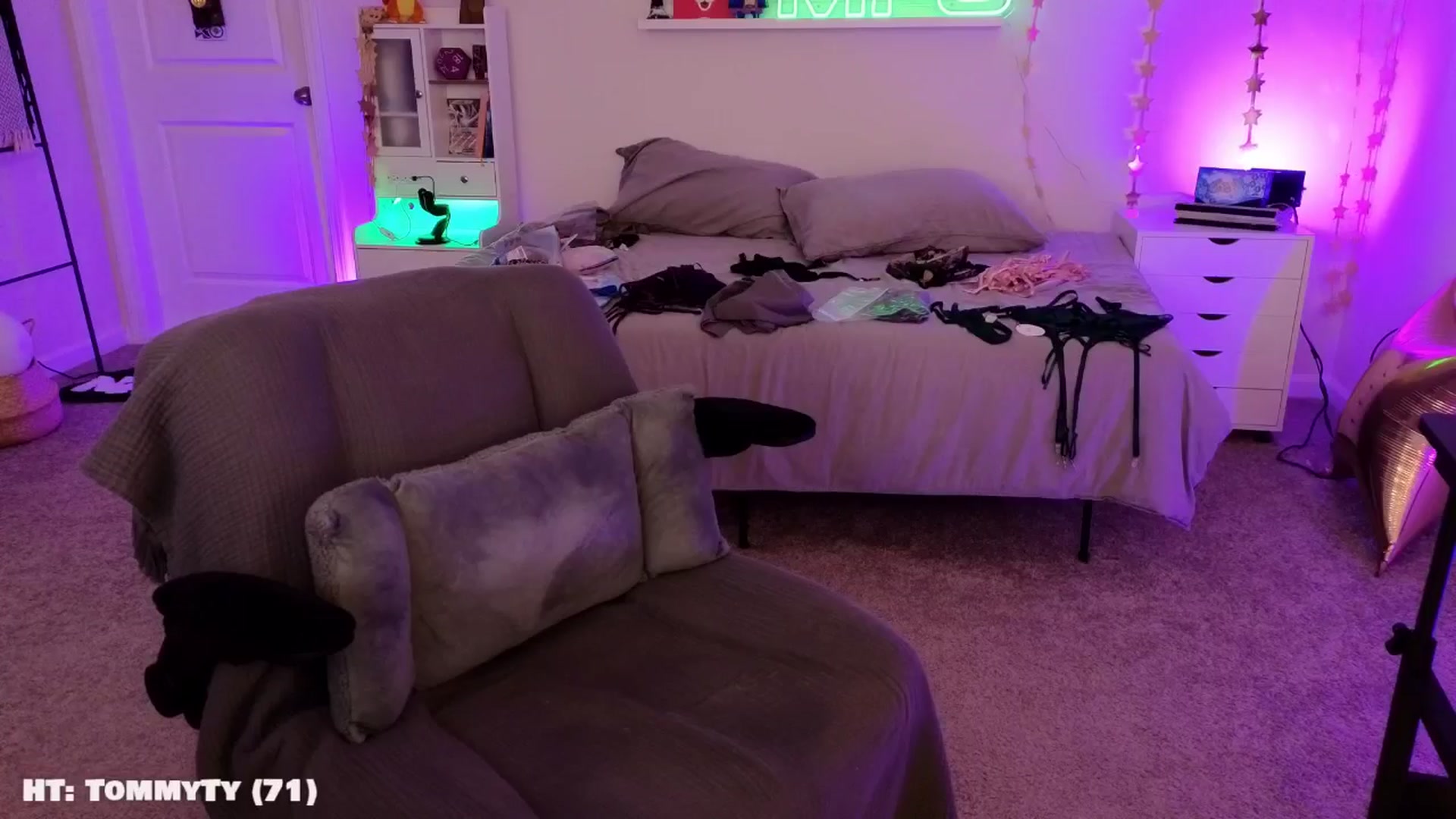 Gallery image thumbnail from LanaTy's myfreecams stream on, 10/29/2025, 20:58 image 10 of 20