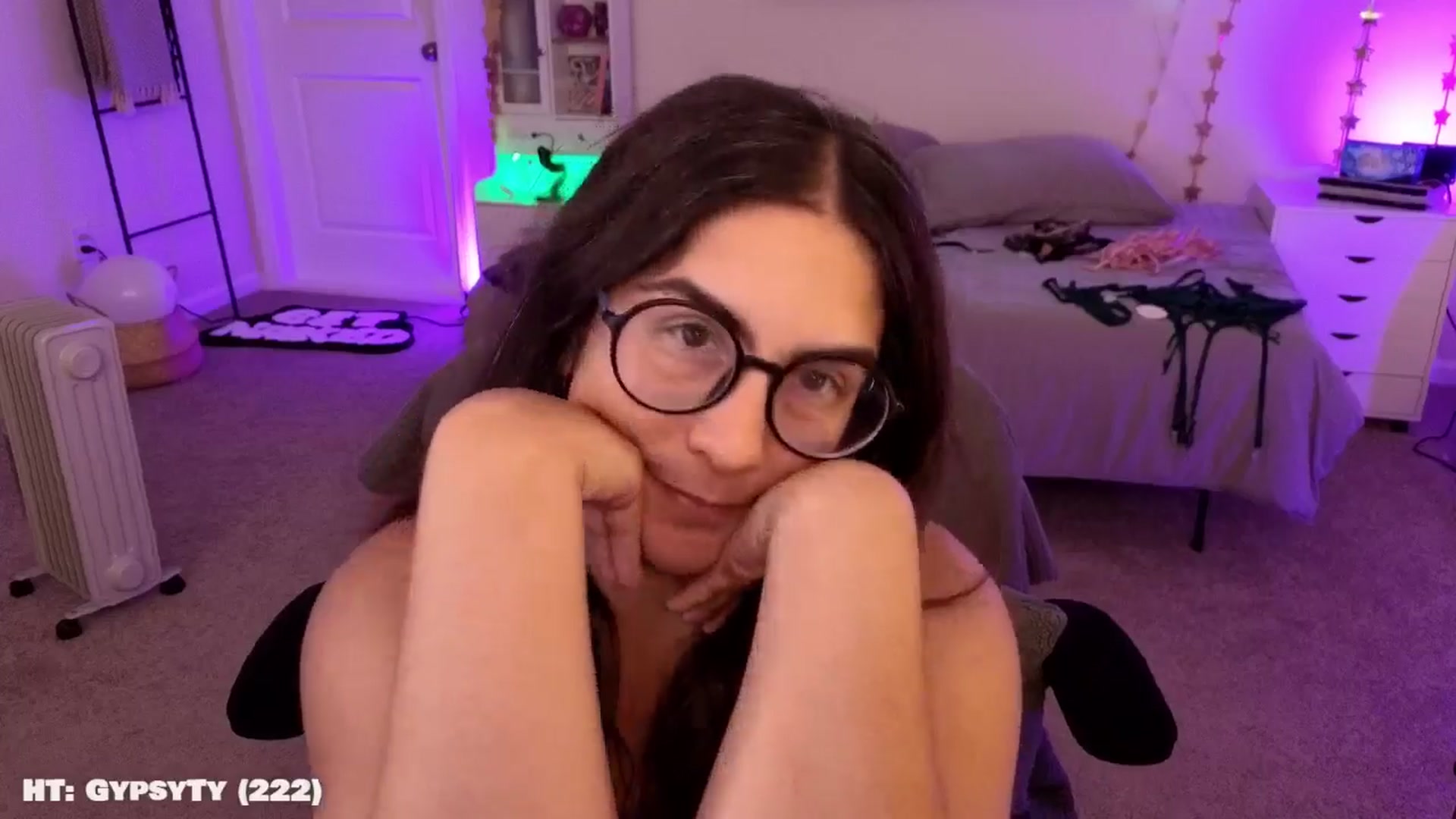 Gallery image thumbnail from LanaTy's myfreecams stream on, 10/30/2025, 23:27 image 10 of 20