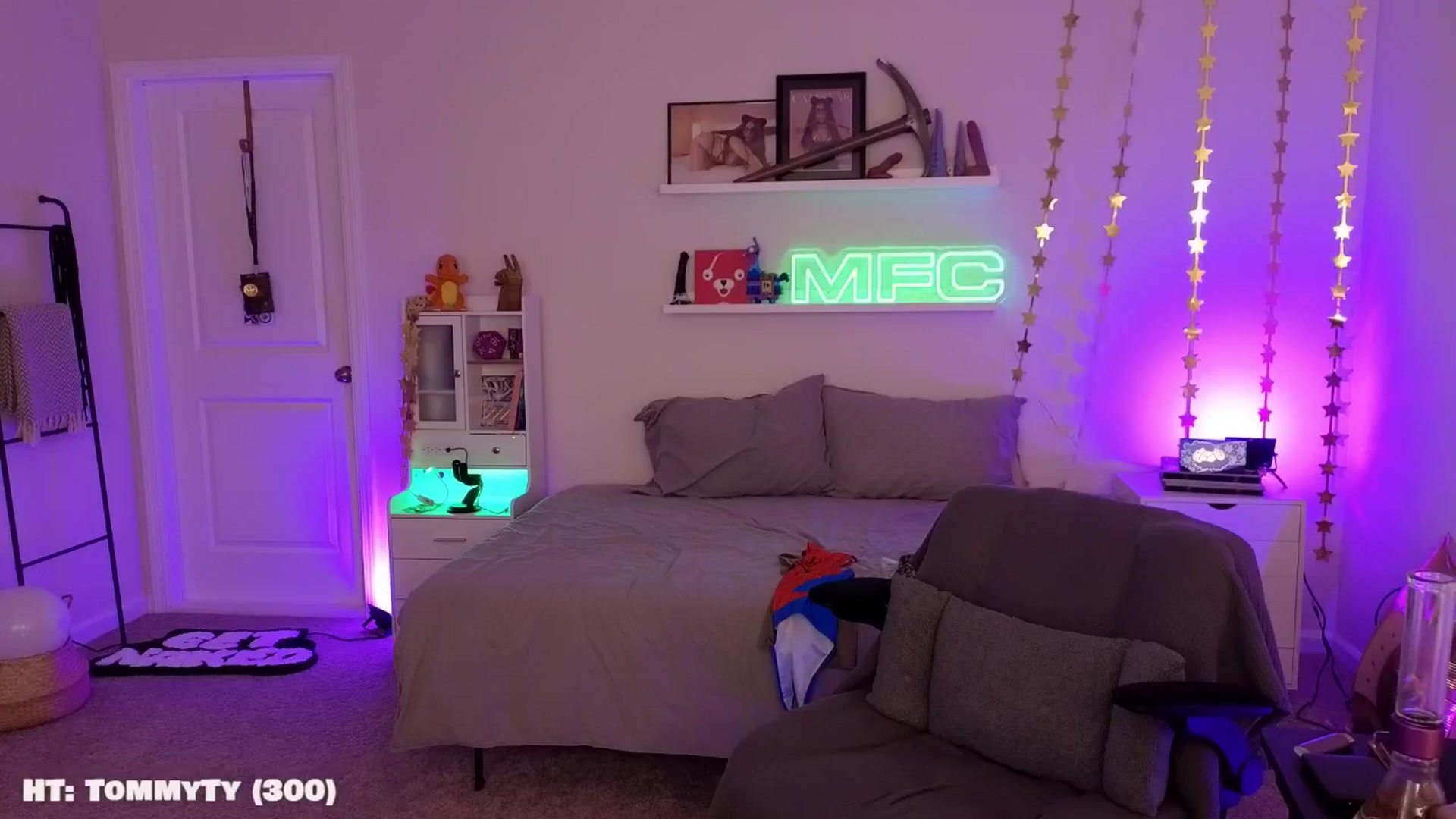 Gallery image thumbnail from LanaTy's myfreecams stream on, 10/31/2025, 22:23 image 17 of 20