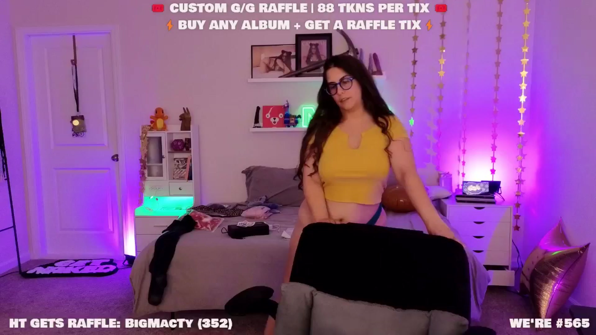 Gallery image thumbnail from LanaTy's myfreecams stream on, 11/24/2025, 24:25 image 14 of 20