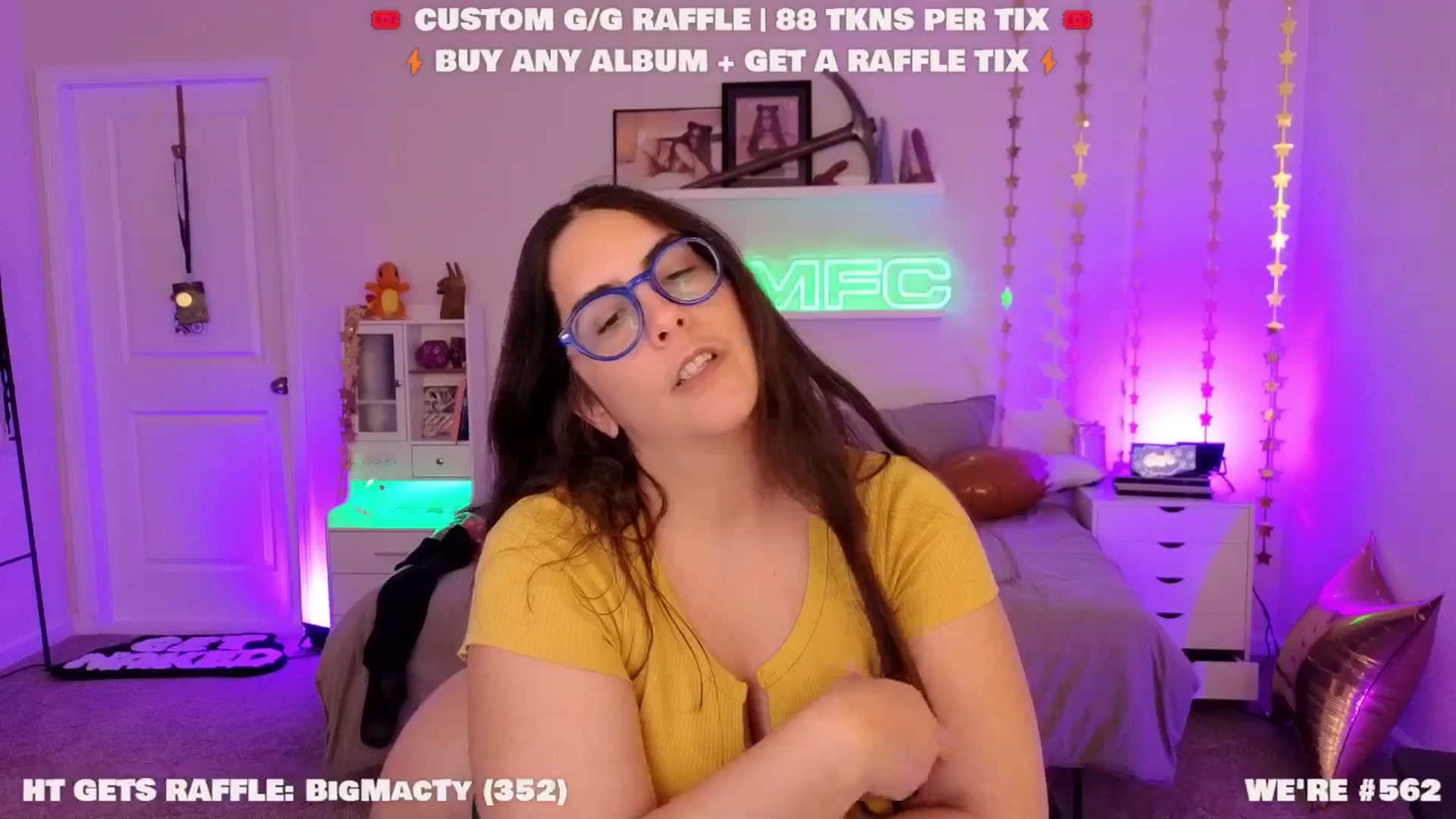Gallery image thumbnail from LanaTy's myfreecams stream on, 11/24/2025, 24:25 image 16 of 20