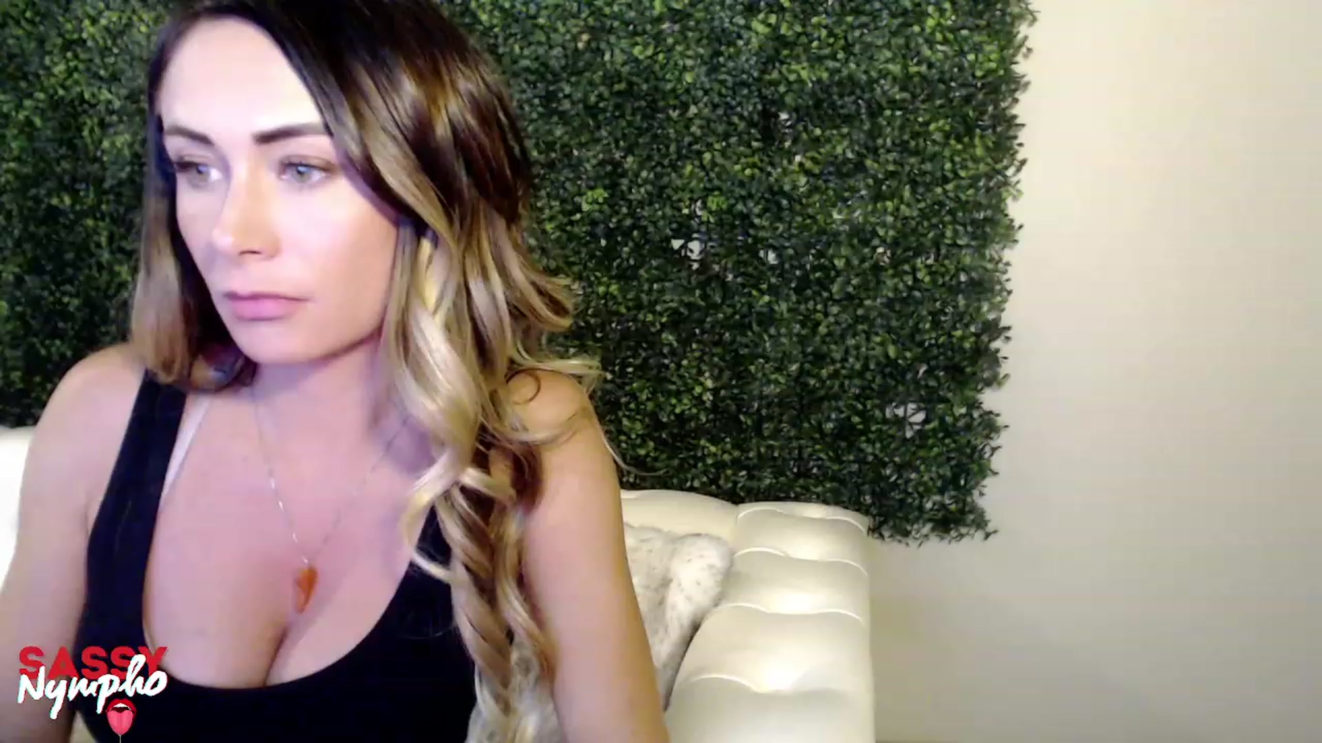 Gallery image thumbnail from Lana_Drahpeed's myfreecams stream on, 08/11/2023, 10:17 image 13 of 20