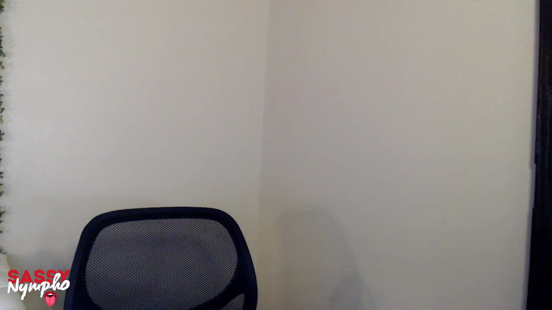 Gallery image thumbnail from Lana_Drahpeed's myfreecams stream on, 08/12/2023, 05:57 image 8 of 20