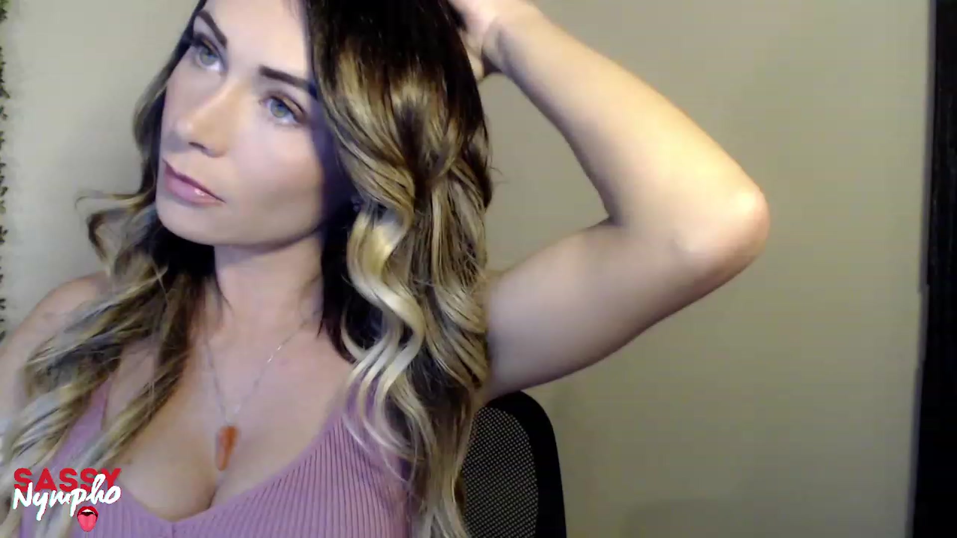 Gallery image thumbnail from Lana_Drahpeed's myfreecams stream on, 08/12/2023, 05:57 image 3 of 20
