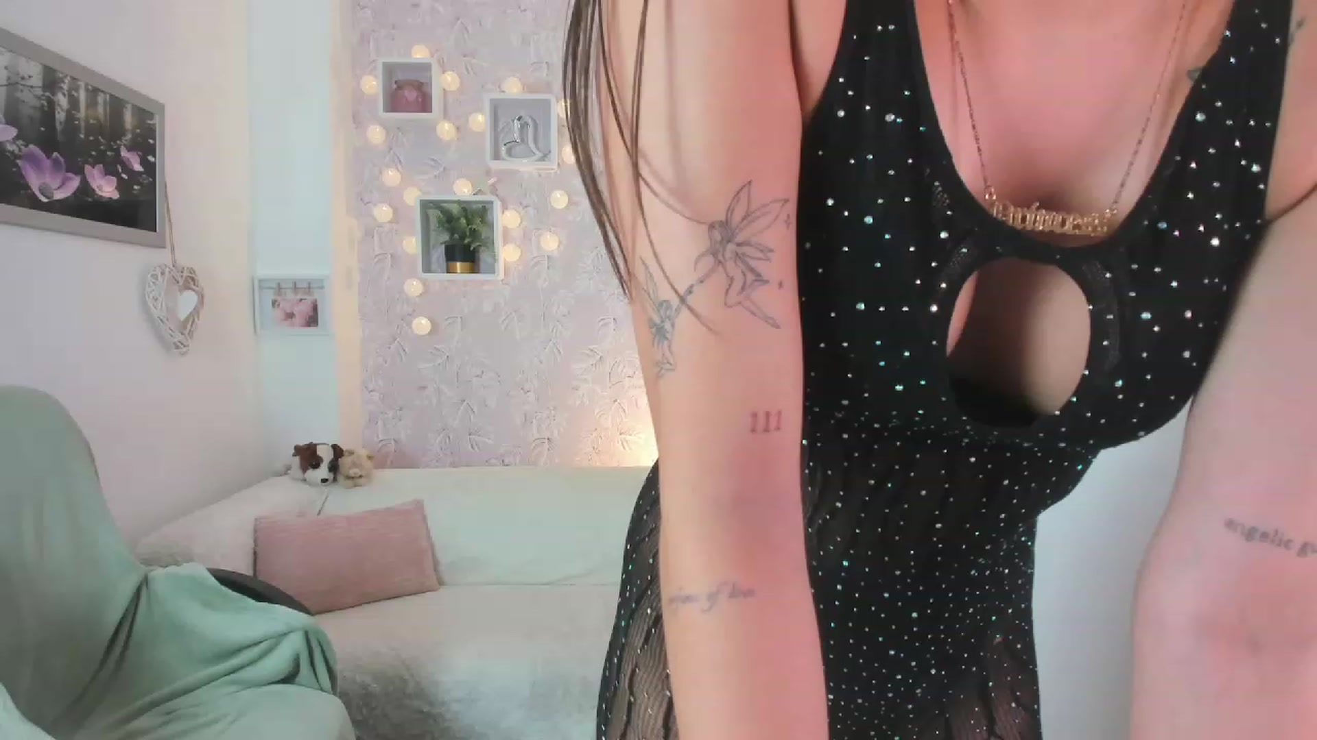 Gallery image thumbnail from Lana_Grey18's myfreecams stream on, 08/06/2023, 17:48 image 15 of 20