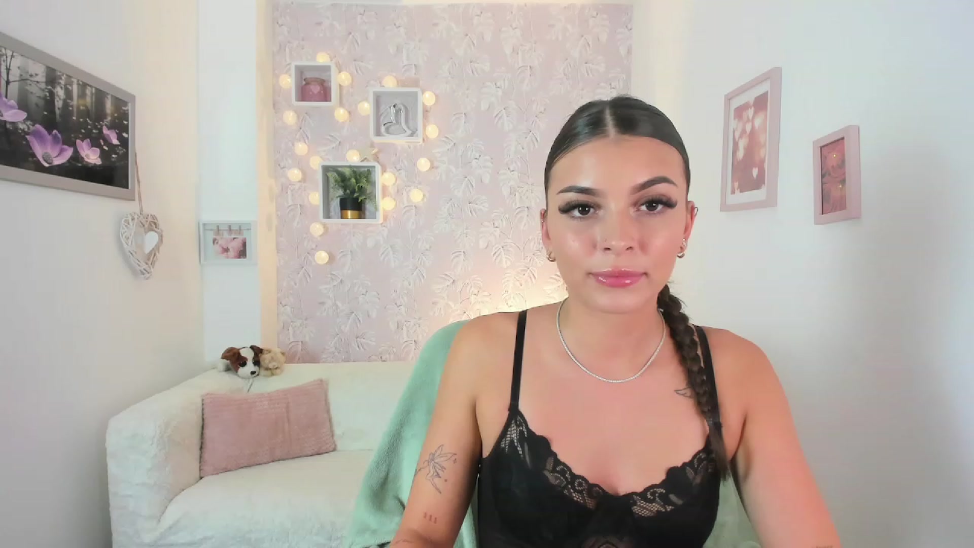 Gallery image thumbnail from Lana_Grey18's myfreecams stream on, 08/07/2023, 17:39 image 20 of 20
