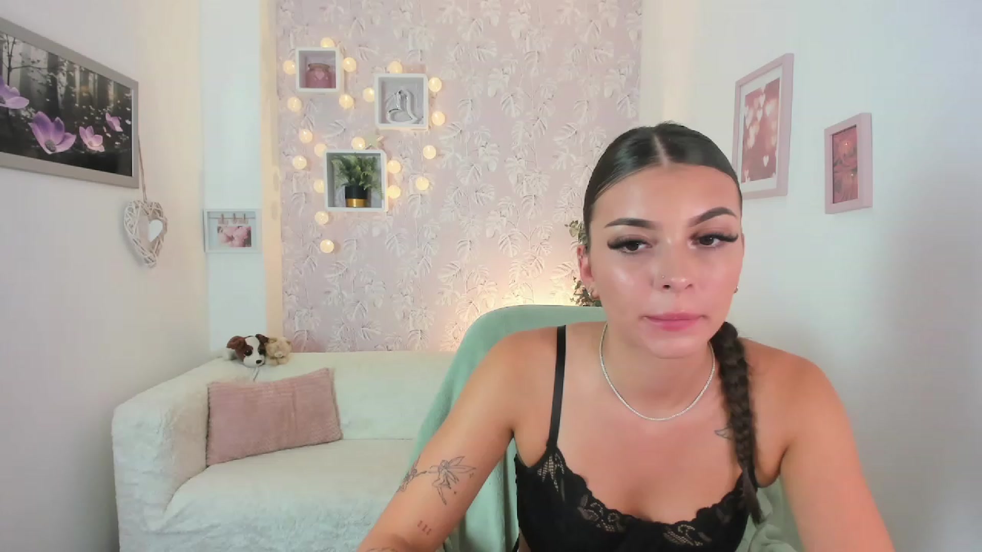 Gallery image thumbnail from Lana_Grey18's myfreecams stream on, 08/07/2023, 19:06 image 1 of 20